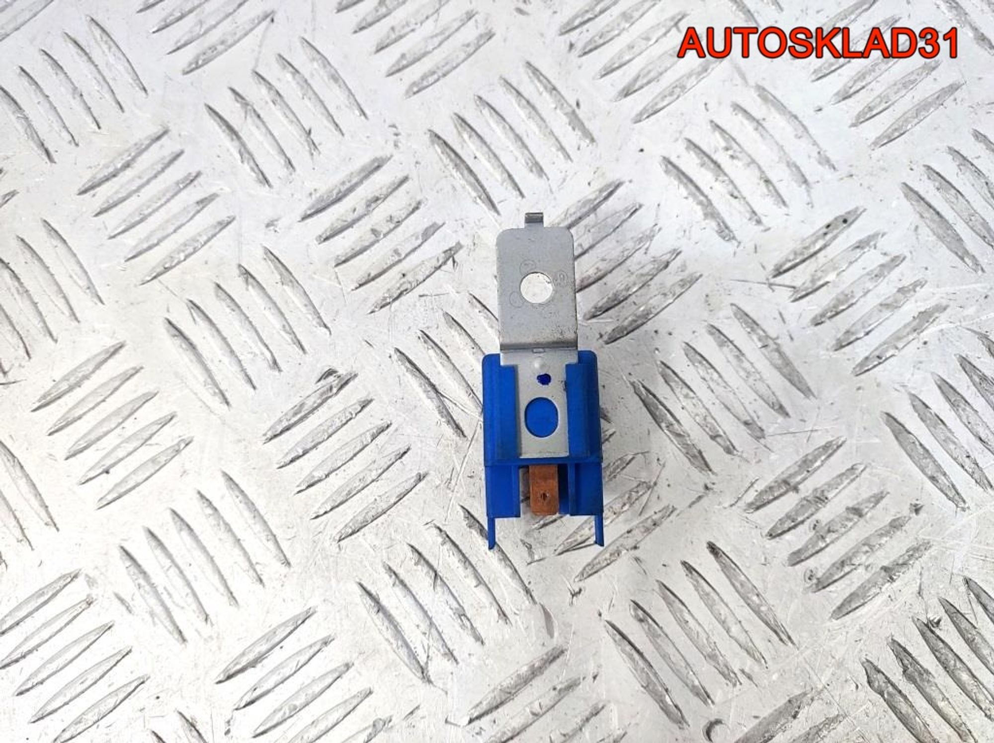 Реле стеклоочистителей Kia Ceed 952251F100, 500 рублей, Дубовое