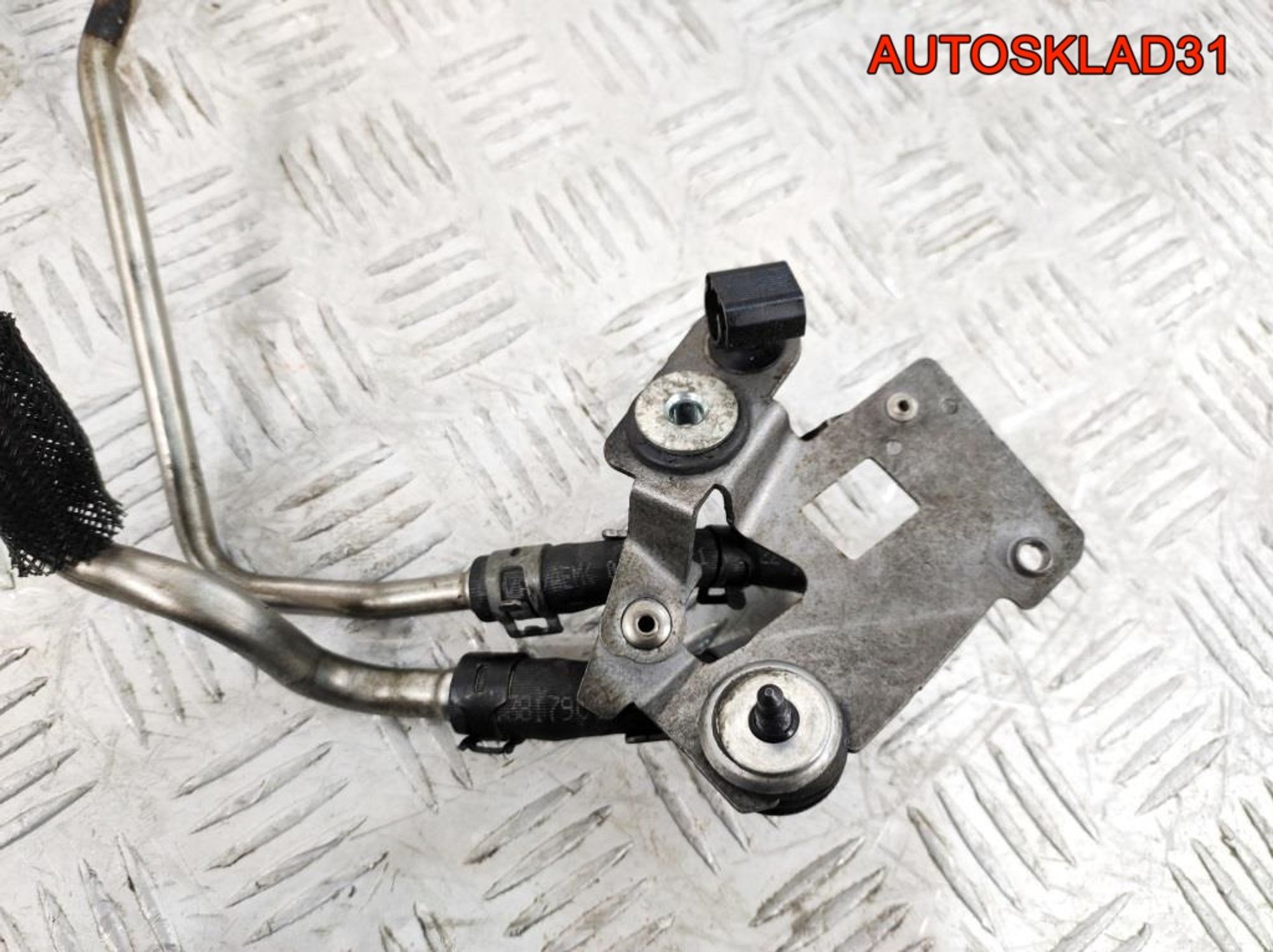 Трубка системы EGR VW Passat B6 3C0131552L, 1000 рублей, Дубовое