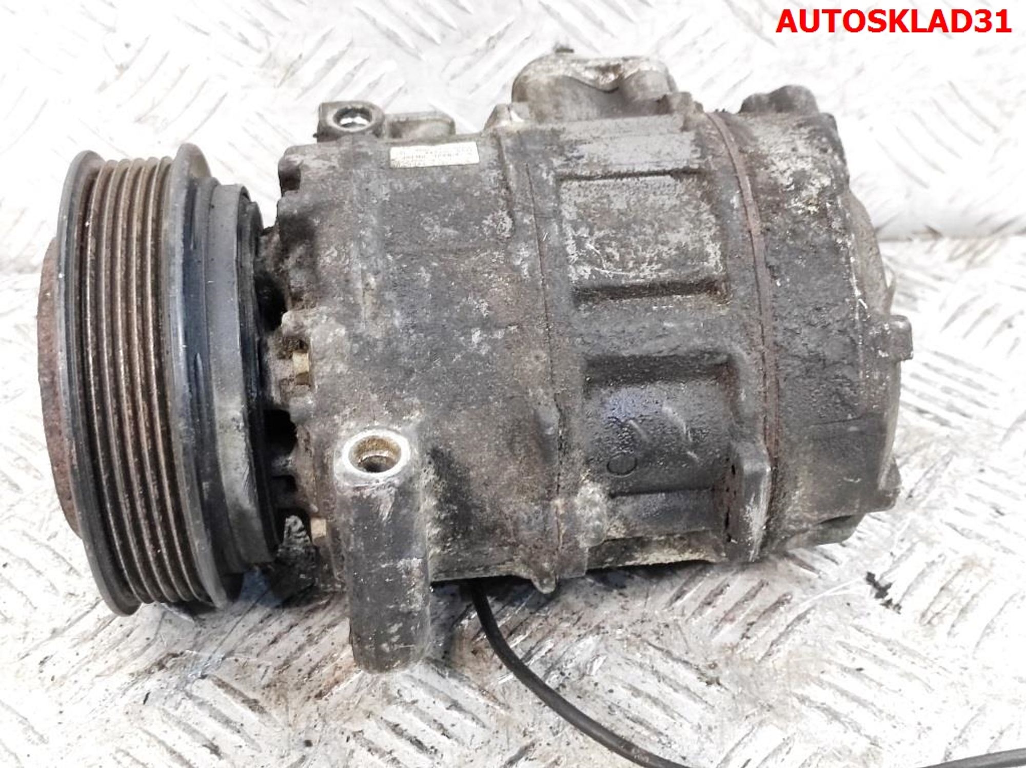 Компрессор кондиционера Audi A6 C5 ARJ 4B0260805B, 7000 рублей, Дубовое
