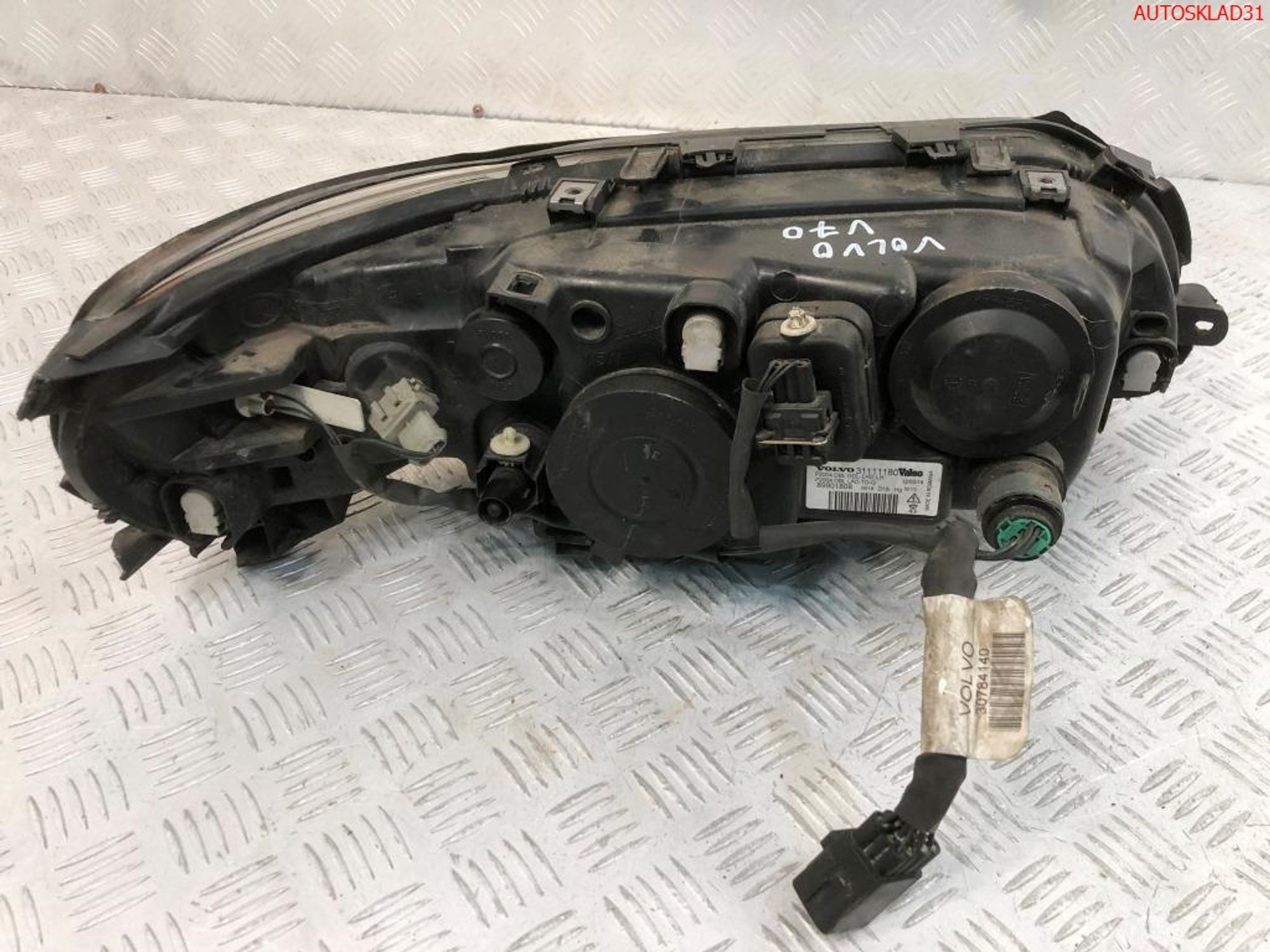 Фара левая Ксенон Volvo V70 31111180 Левый руль, 40000 рублей, Дубовое