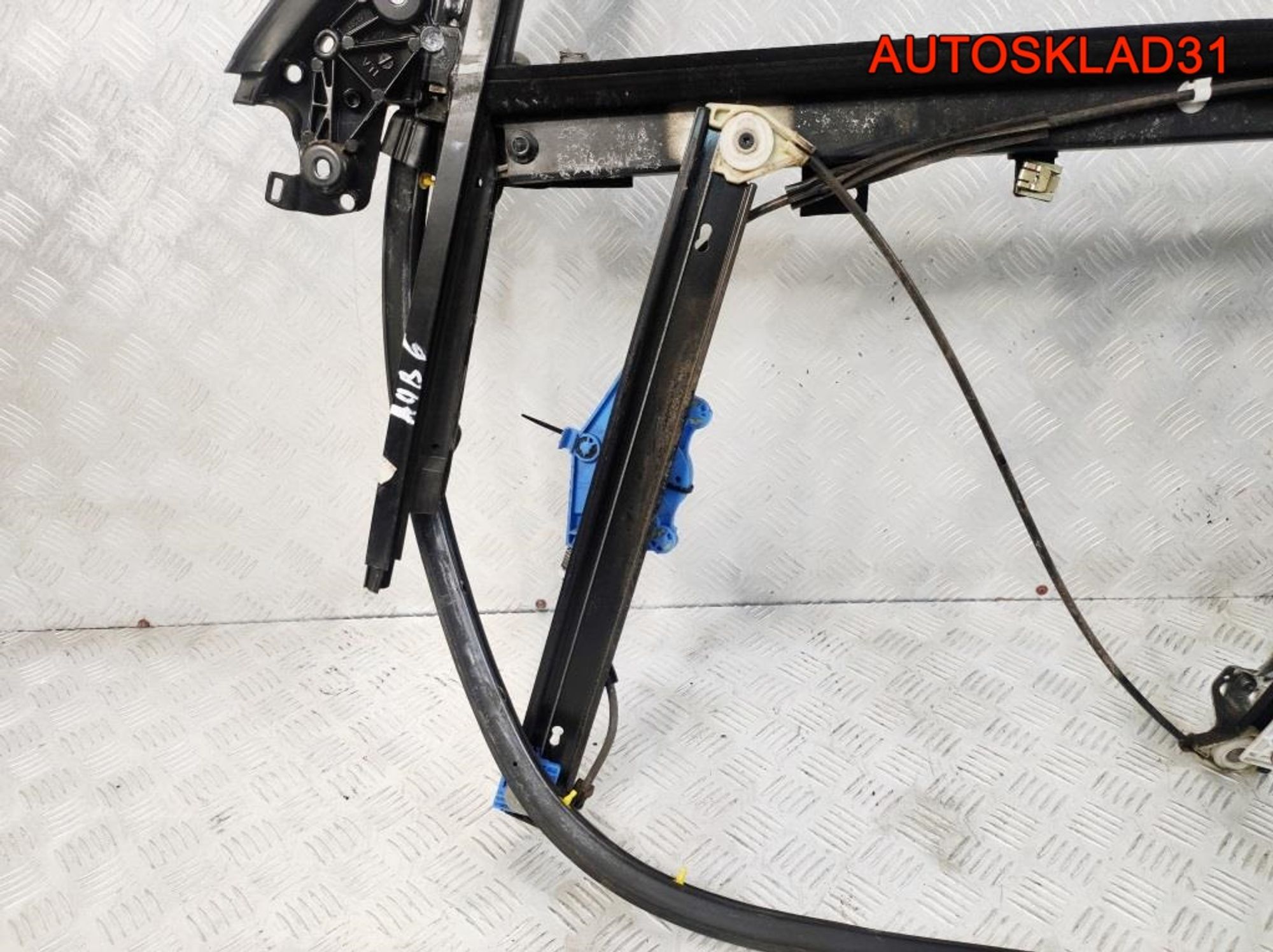 Рамка двери передней левой Audi A4 B 8E0837461A, 3700 рублей, Дубовое