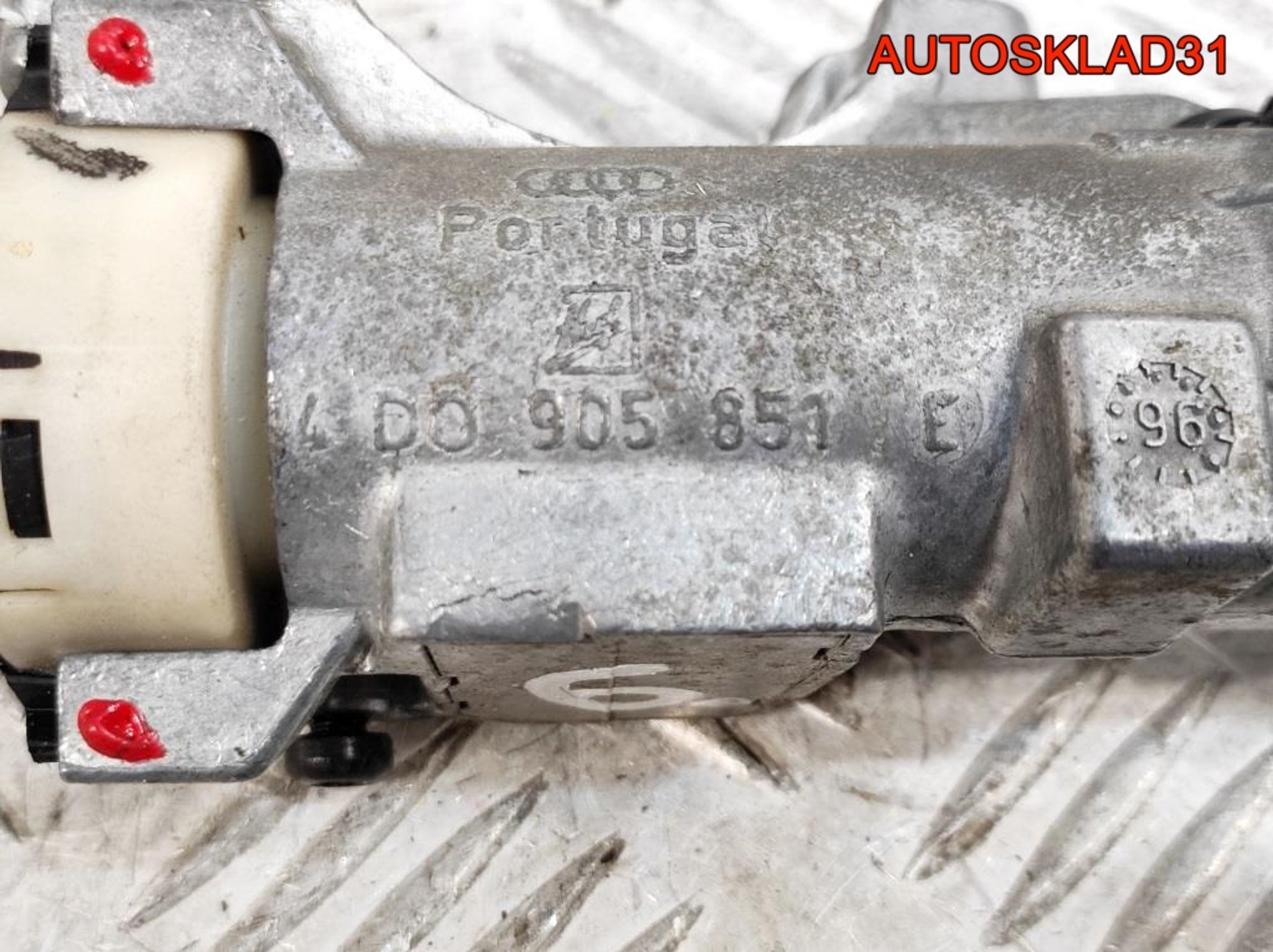 Комплект замок зажигания и личинка с ключом VW Passat B5 4D0905851E, 3600 рублей, Дубовое