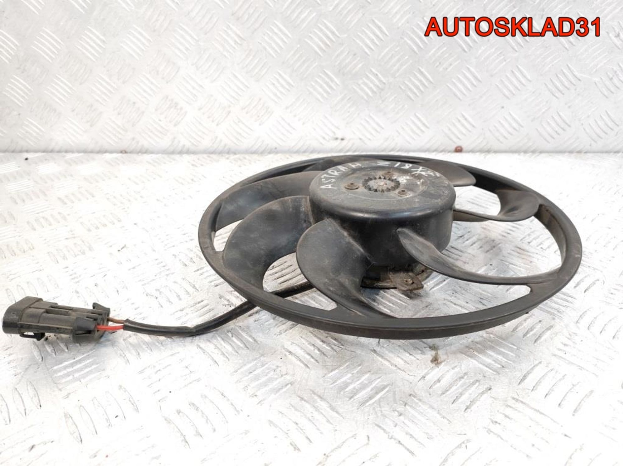 Вентилятор радиатора Opel Astra H 1,8 Z18XE 13126382, 2000 рублей, Дубовое
