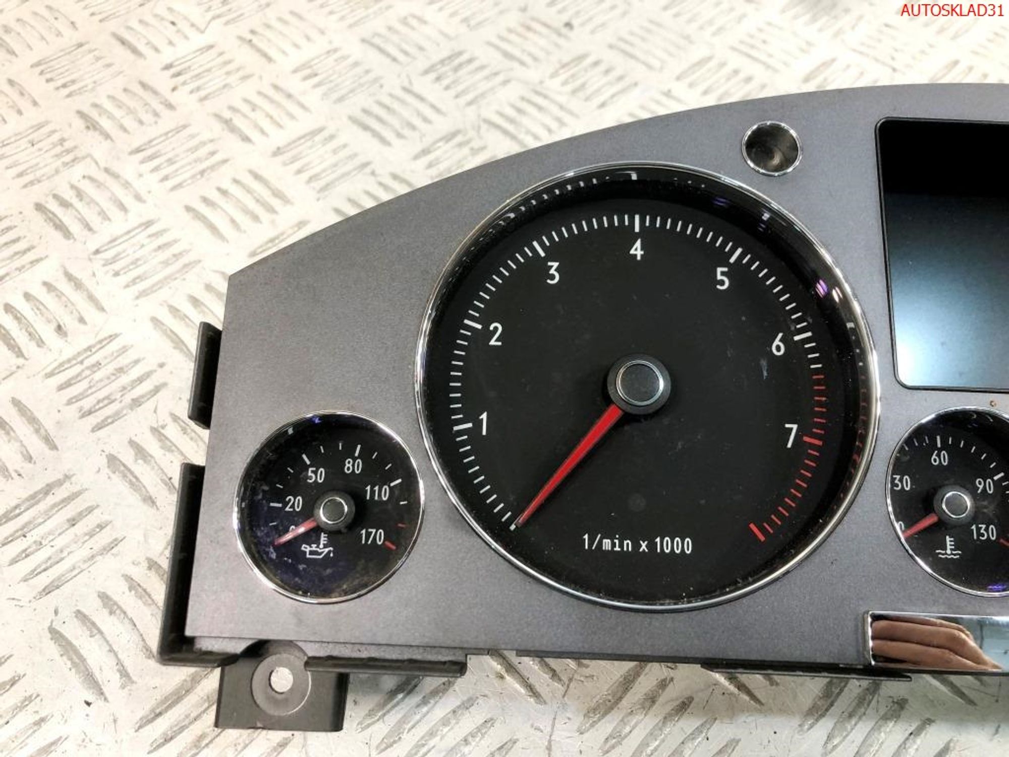 Панель приборов VW Phaeton 3,2 Бензин 3D0920880J, 15000 рублей, Дубовое