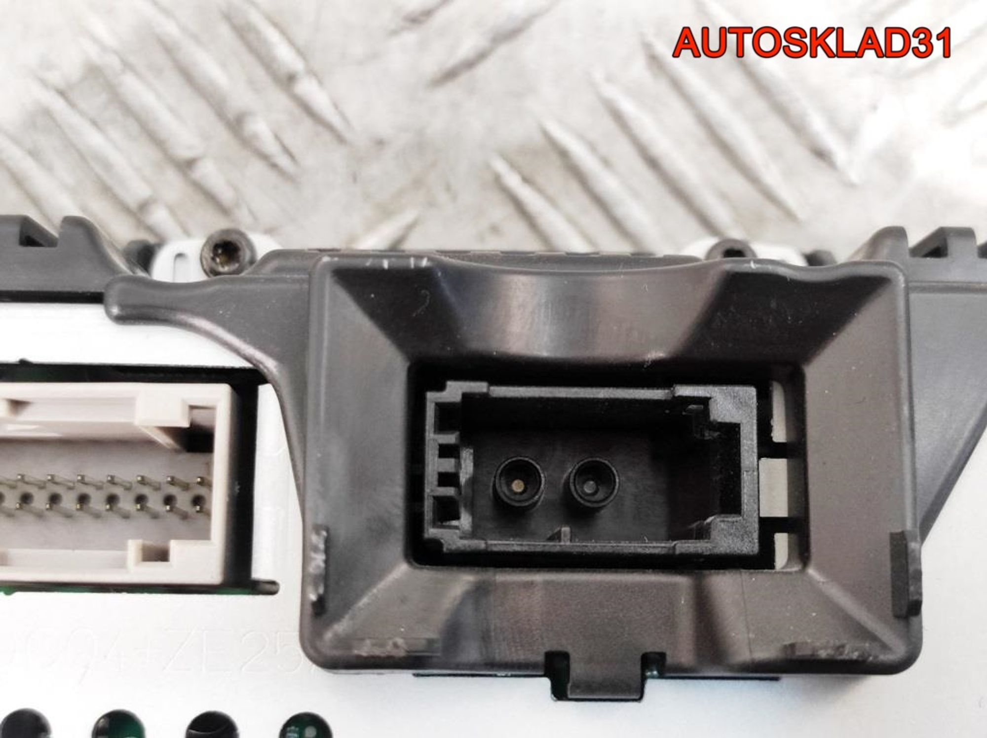 Панель приборов Audi A6 C7 3.0 CDU Дизель 4G8920932M, 15000 рублей, Дубовое