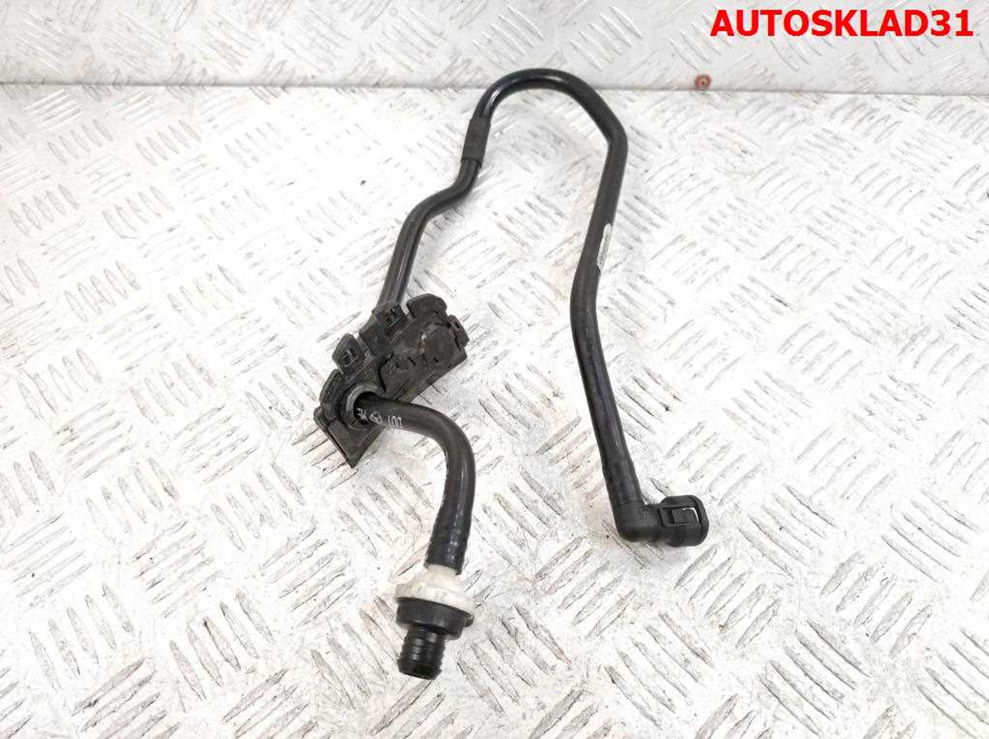Трубка вакуумная Mercedes Benz W204 A2044303329, 700 рублей, Дубовое
