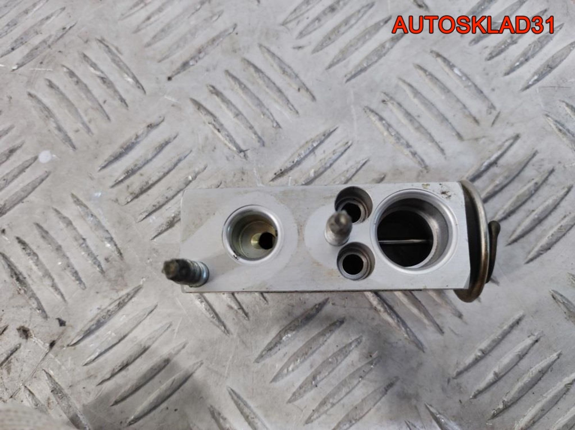 Клапан кондиционера Mazda 3 BK 6G9119849AC, 900 рублей, Дубовое