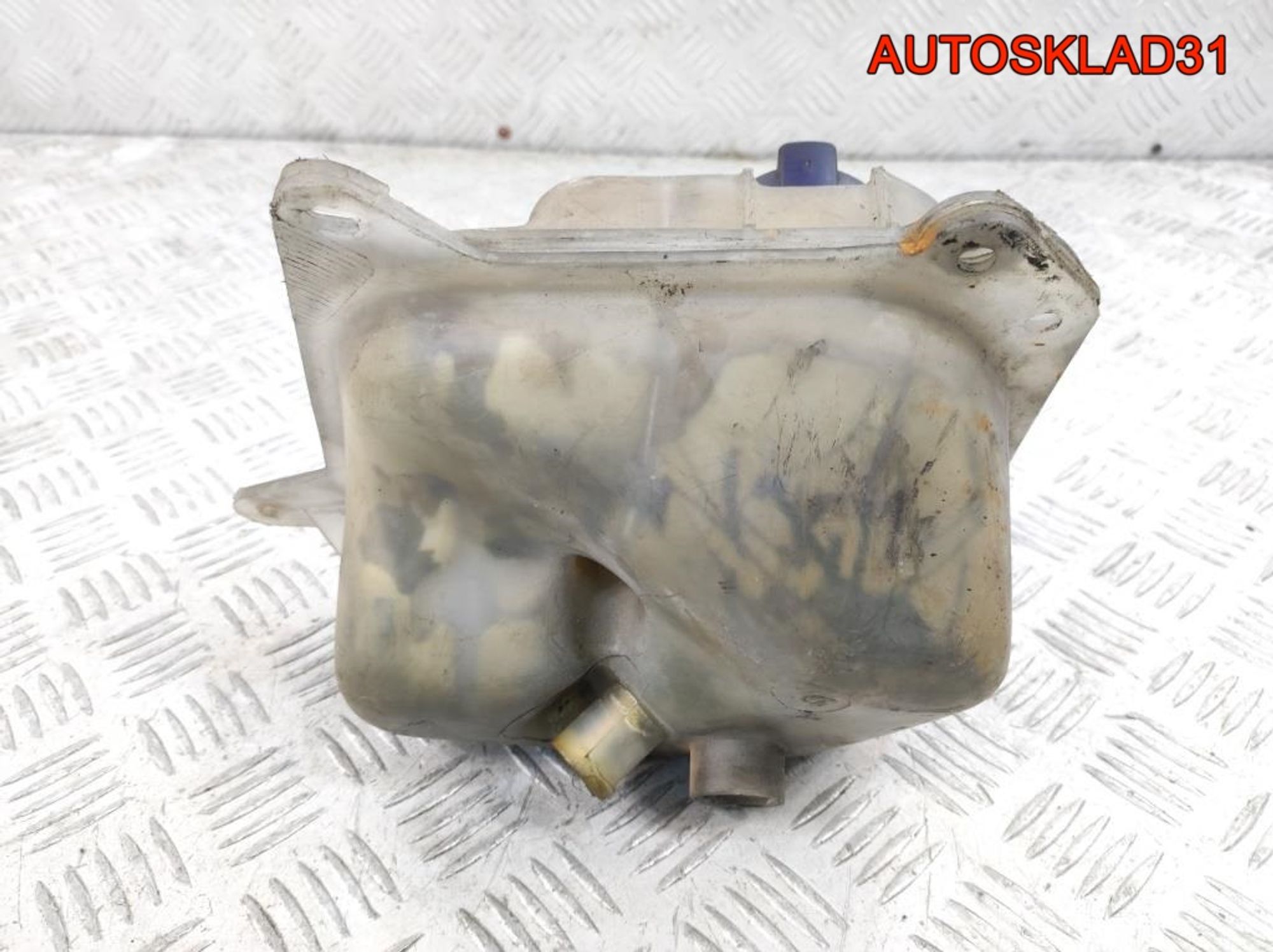 Бачок расширительный Audi 100 C3 8A0121403A, 1000 рублей, Дубовое