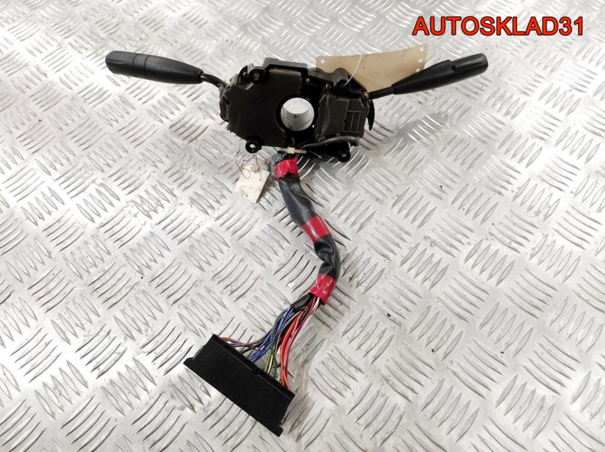 Переключатель подрулевой Toyota Corolla 7 843101A440, 1200 рублей, Дубовое