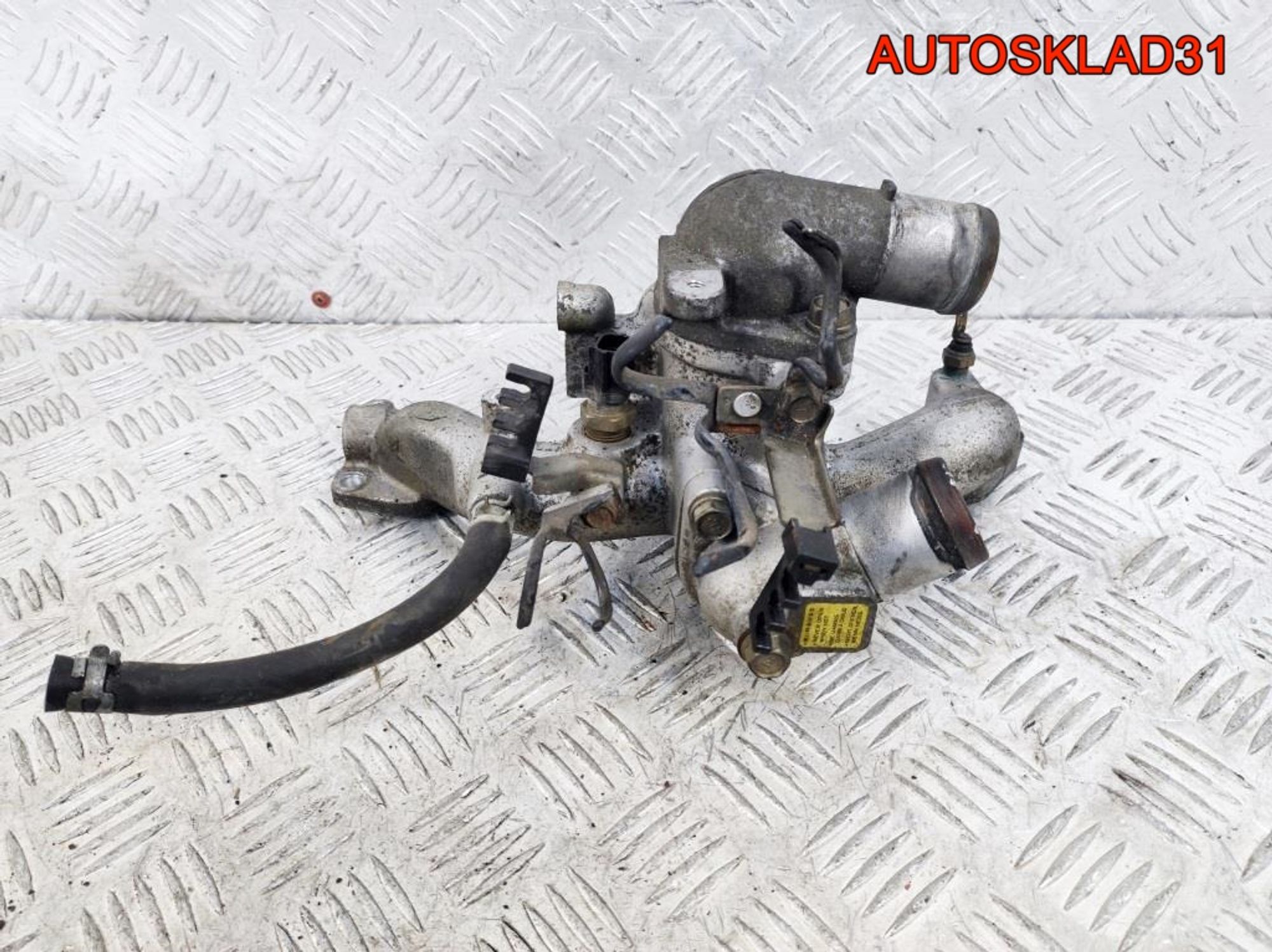 Корпус термостата Mitsubishi Galant EA MD339770, 1300 рублей, Дубовое