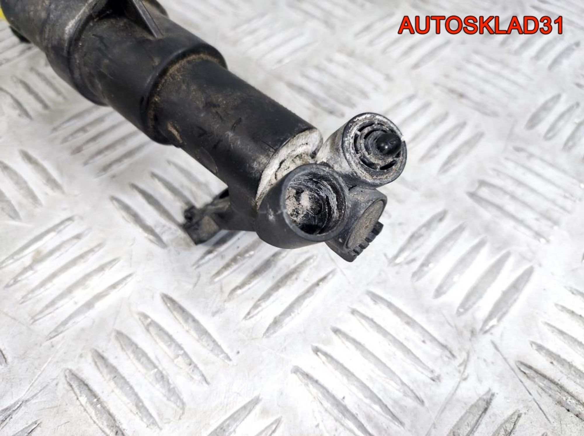 Форсунка омывателя фары Mercedes W203 A2038600647, 900 рублей, Дубовое