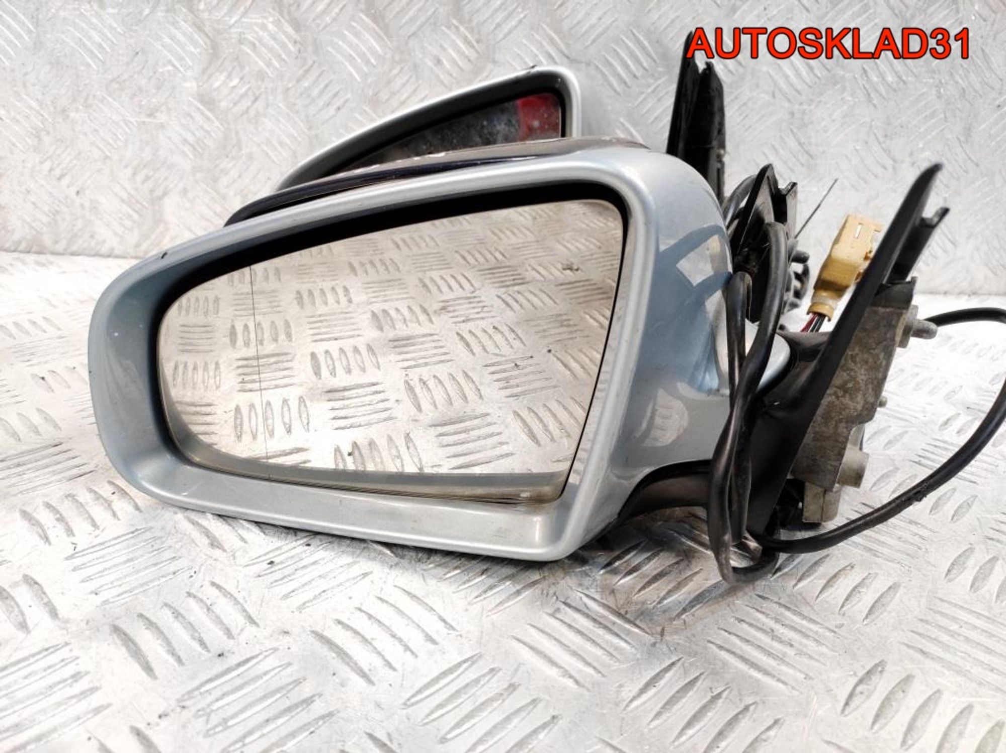 Зеркало левое 5 контактов Audi A4 B6 8E1858531AA, 2700 рублей, Дубовое