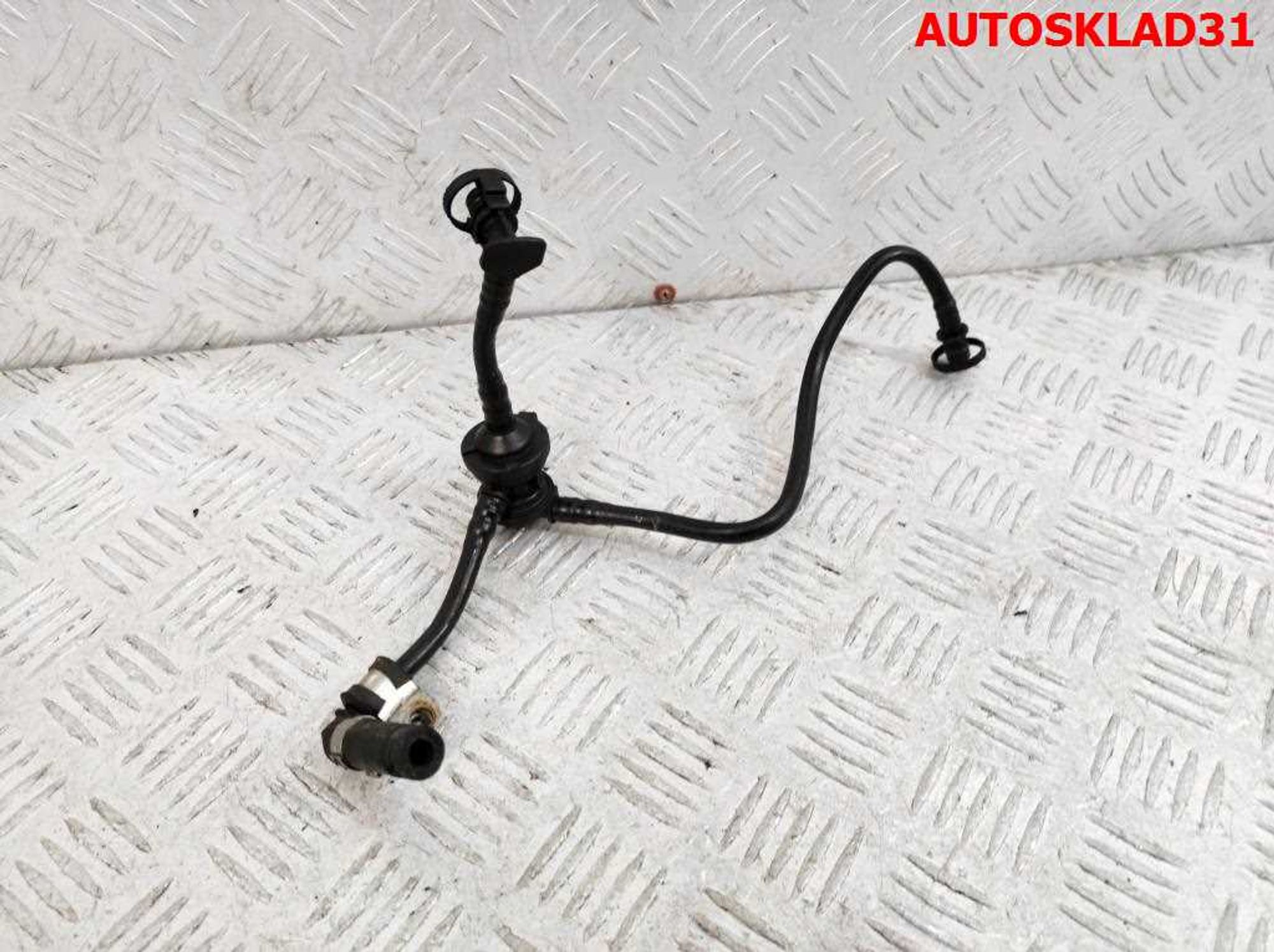 Трубка вакуумная Audi A6 C6 2,0 Бензин 06F133781G, 1500 рублей, Дубовое