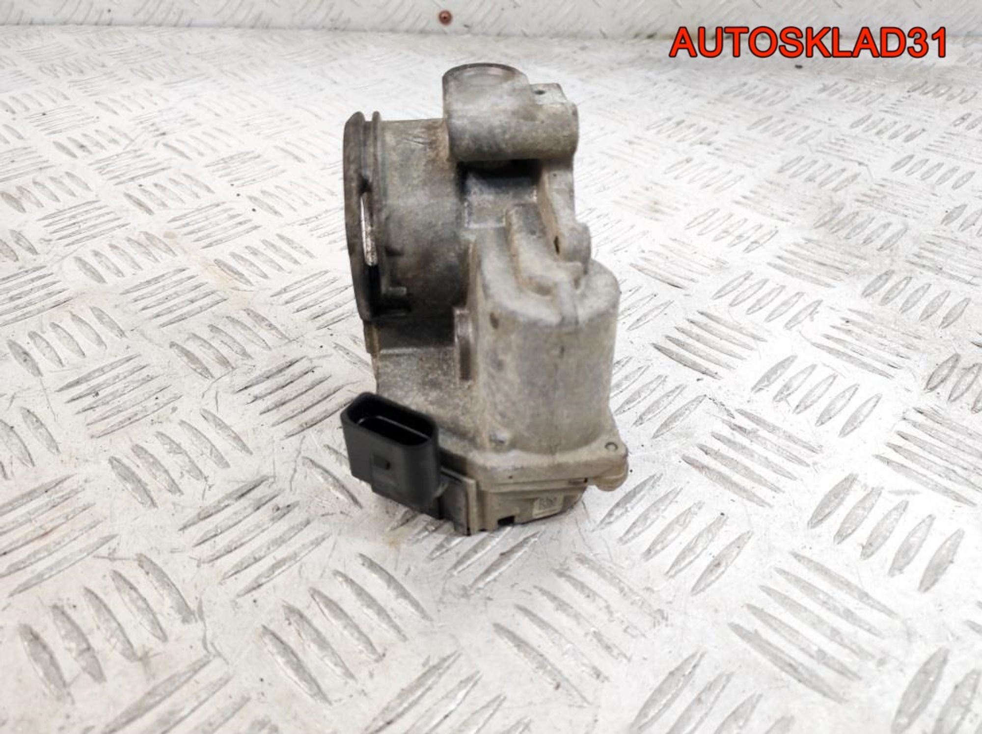 Заслонка дроссельная Skoda Fabia 1,4 BNV Дизель 045128063G, 1800 рублей, Дубовое