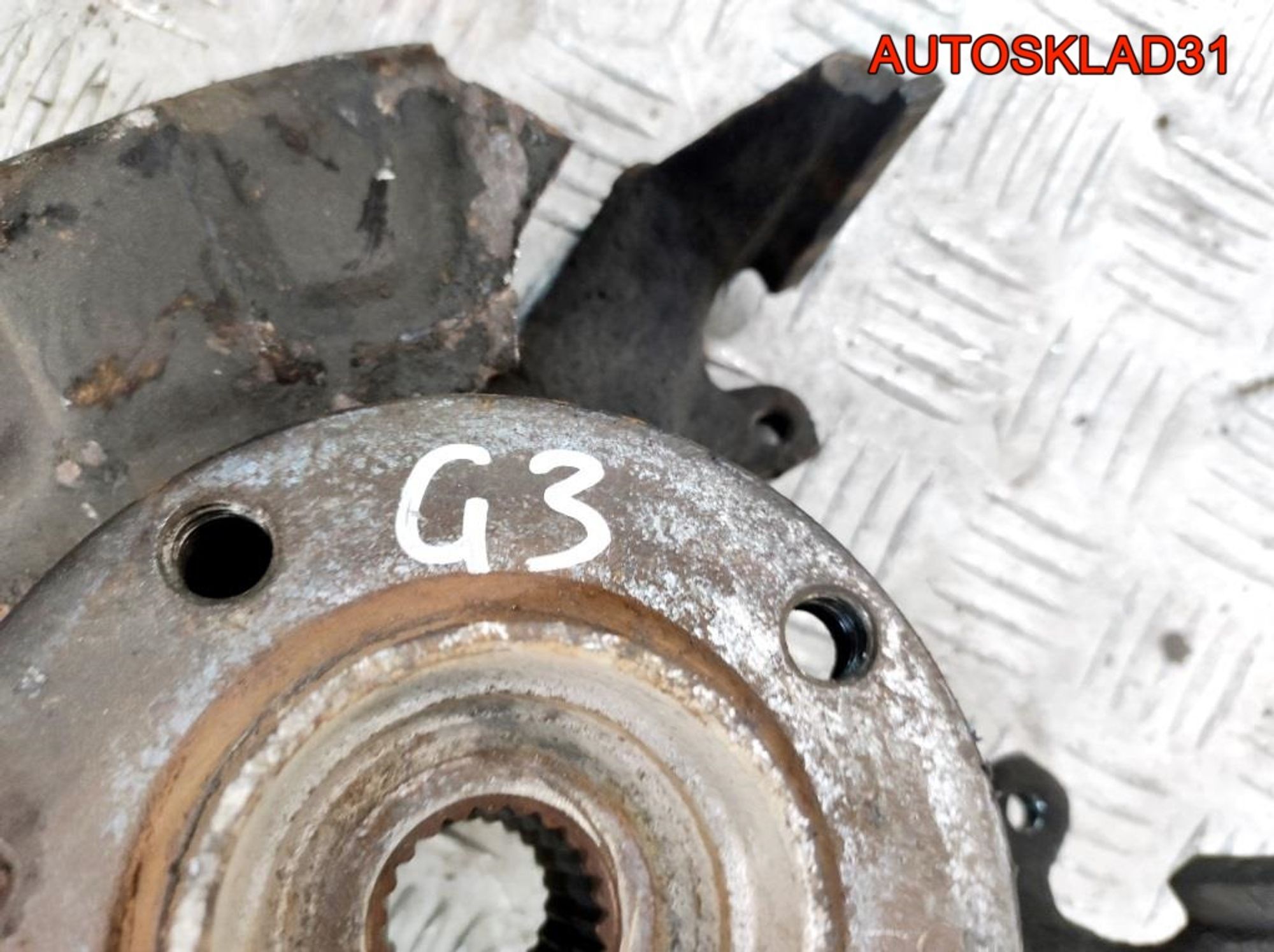 Кулак поворотный передний левый VW Golf 3 191407255C, 1400 рублей, Дубовое