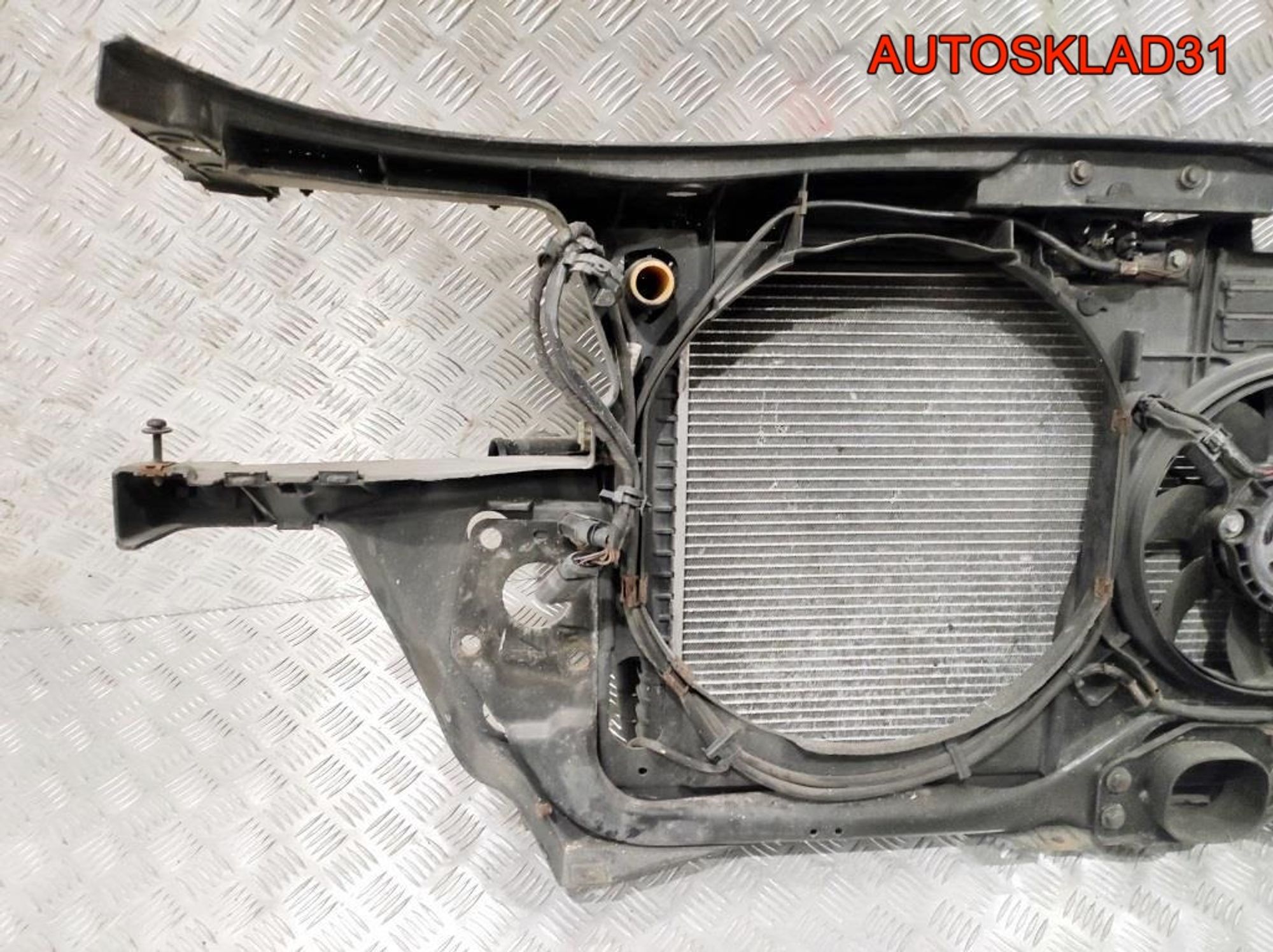 Панель передняя в сборе Audi A6 C5 2,5 Дизель АКПП 4B0805588K, 14000 рублей, Дубовое