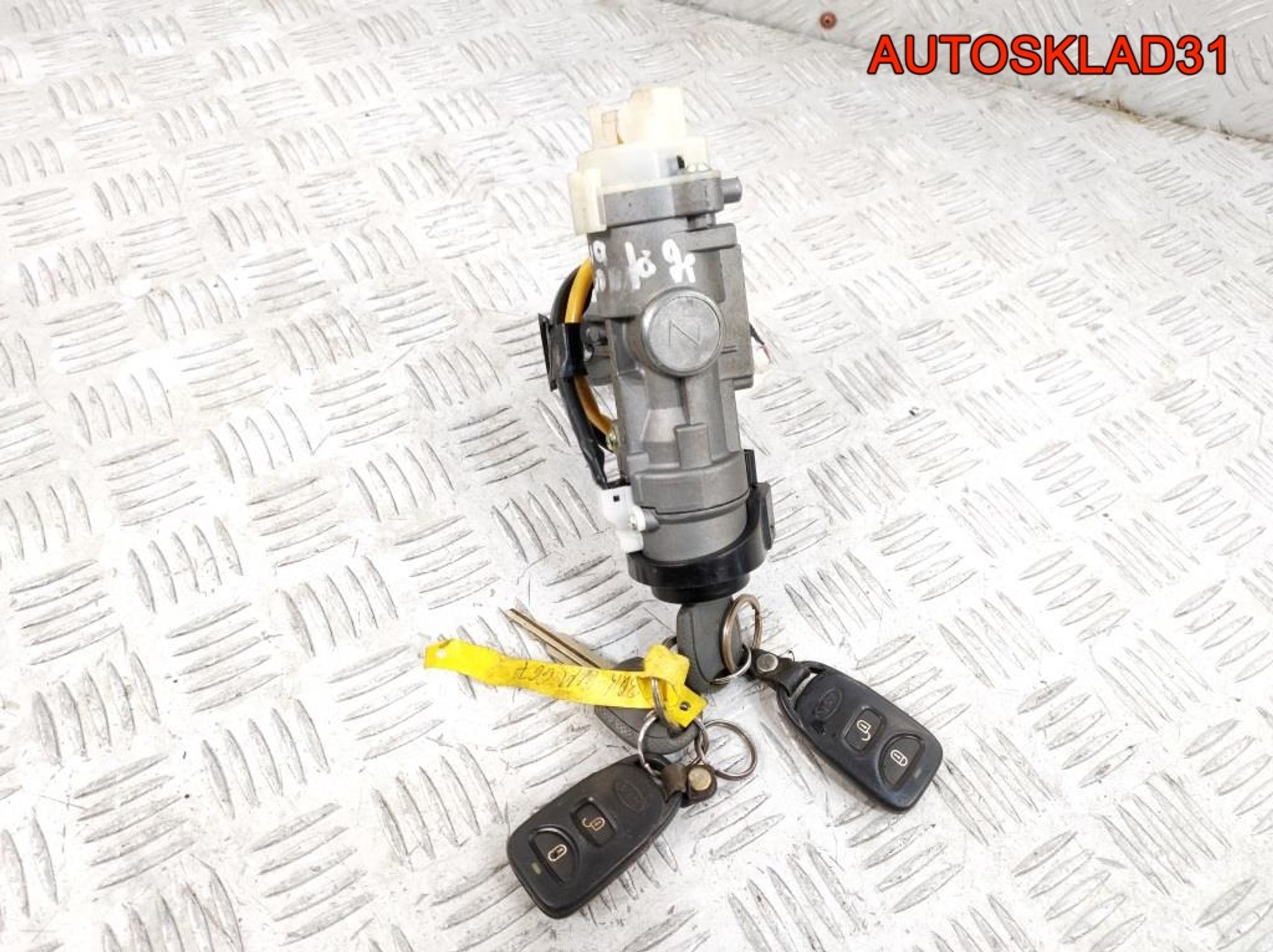 Замок зажигания Kia Sportage 2 2.0 G4GC Бензин 819102E000, 3000 рублей, Дубовое