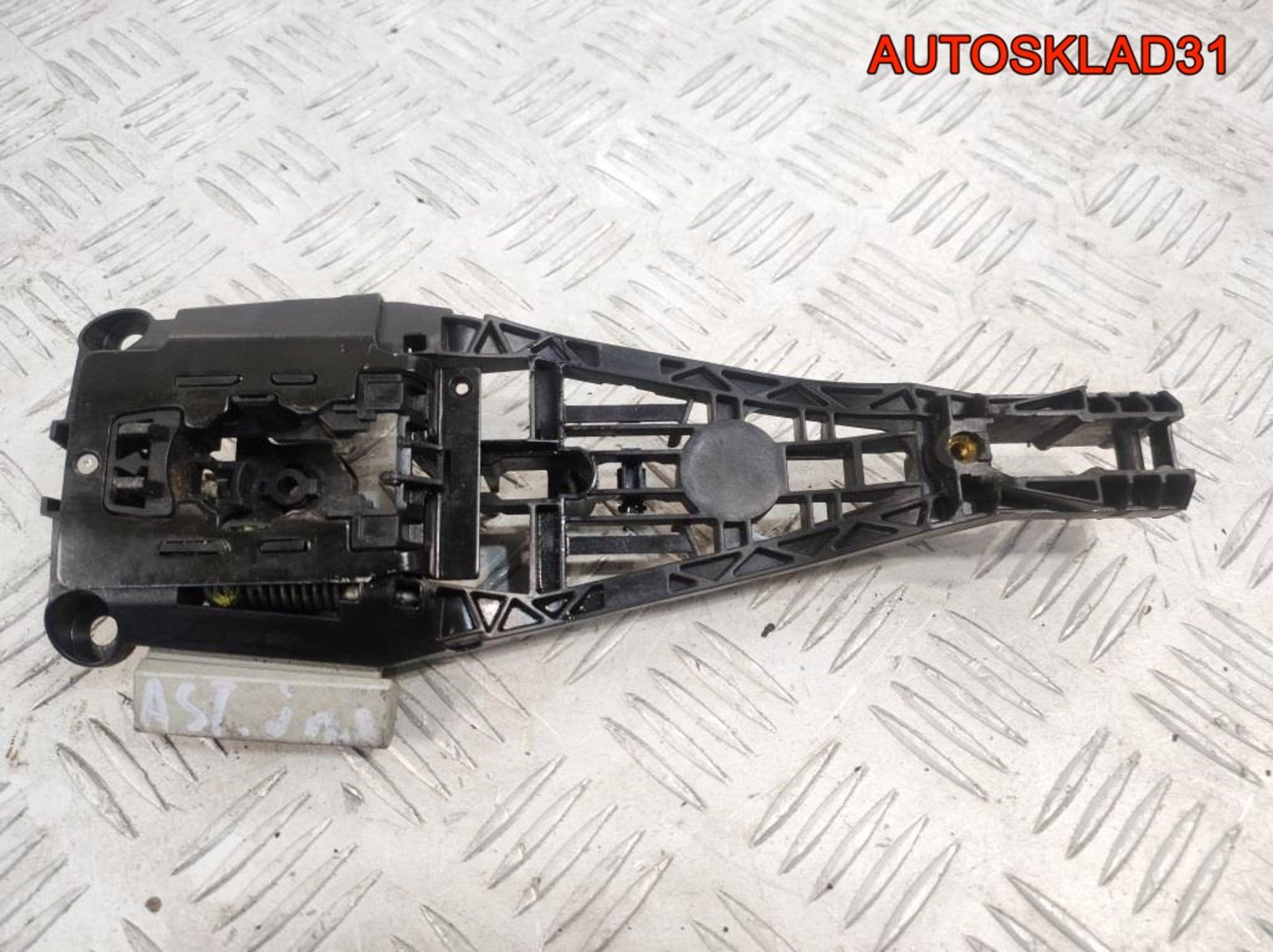 Кронштейн ручки двери левой Opel Astra J 138175, 1700 рублей, Дубовое