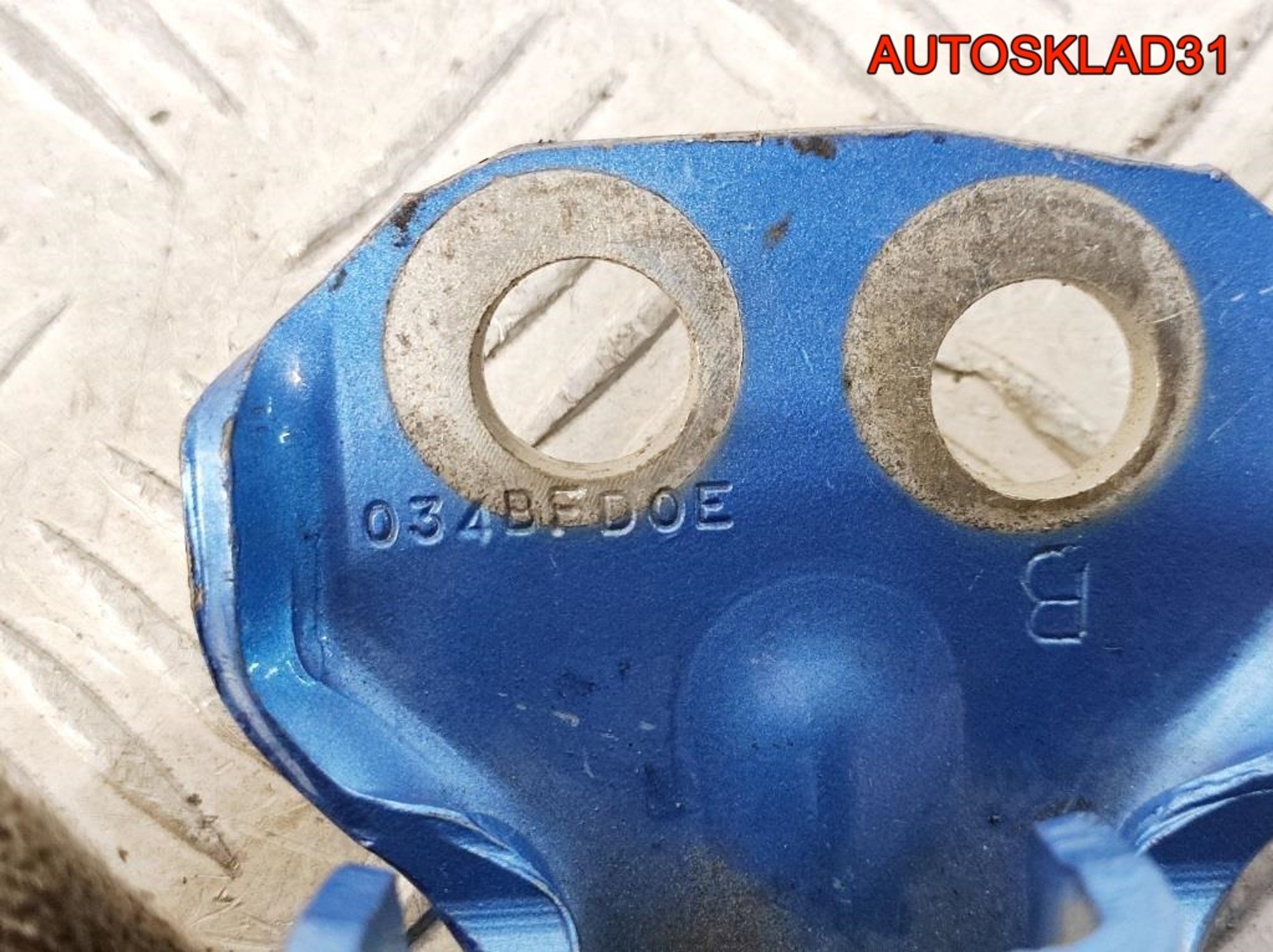 Петля двери задняя правая нижняя Ford Fusion, 500 рублей, Дубовое