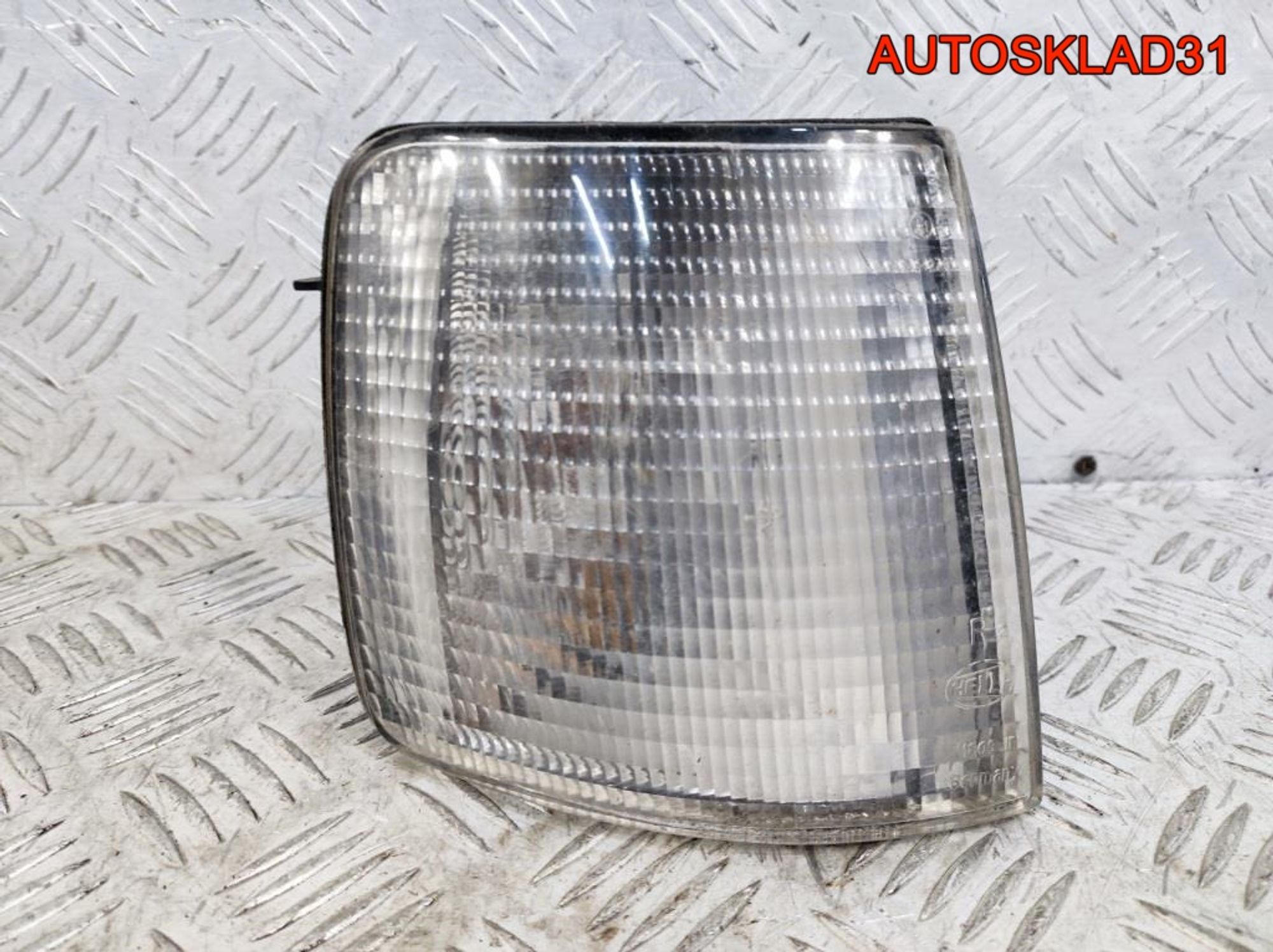 Указатель поворота правый VW Passat B3 357953050A, 500 рублей, Дубовое