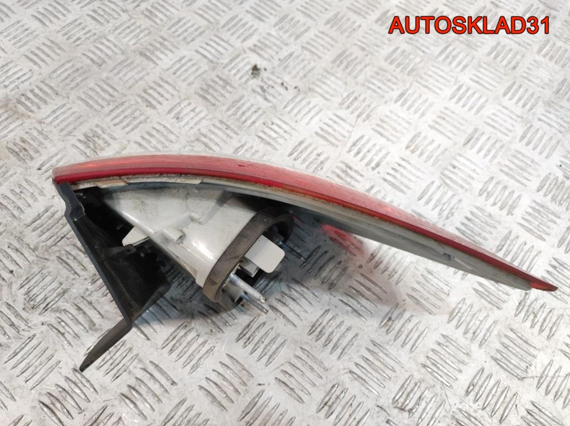 Фонарь задний наружный левый TYC Ford Mondeo 4 11B694012B Combi, 2000 рублей, Дубовое