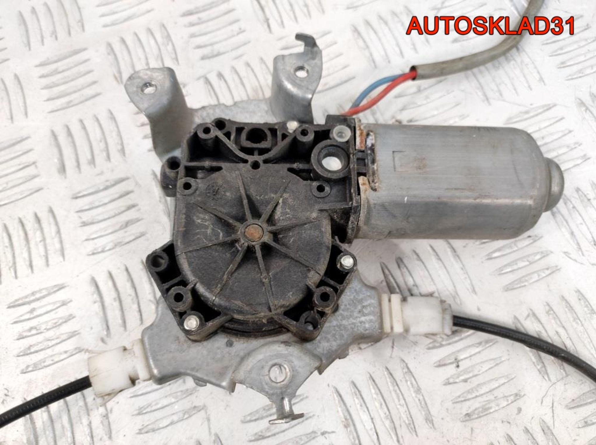 Стеклоподъемник задний правый Nissan Primera P11 827009F500, 2000 рублей, Дубовое