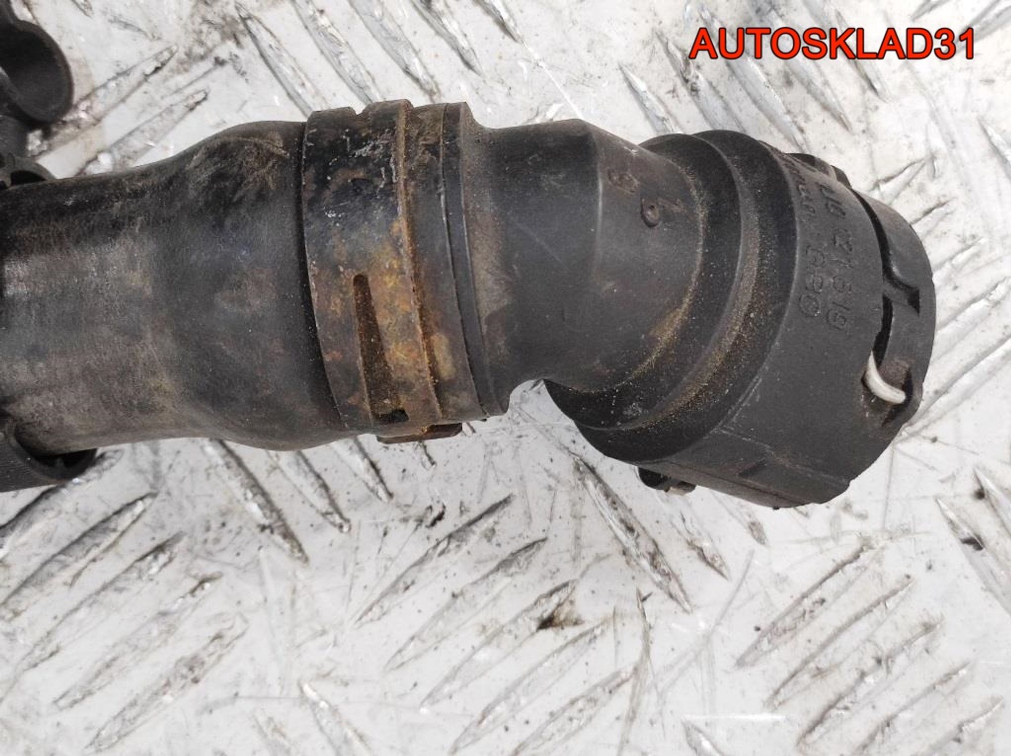 Патрубок радиатора VW Golf 4 1,4 Бензин 1J0121049, 2000 рублей, Дубовое