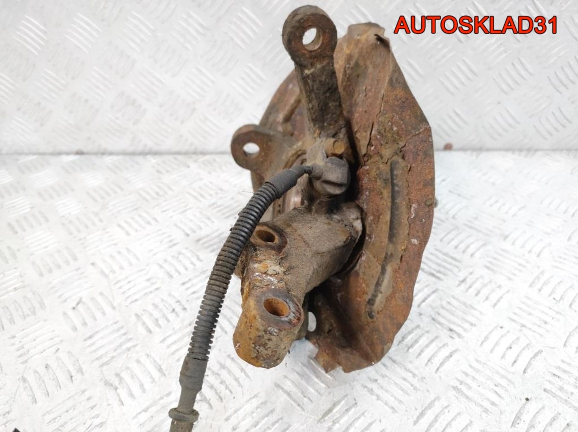 Кулак поворотный передний левый в сборе Hyundai Getz 517151C110, 4500 рублей, Дубовое