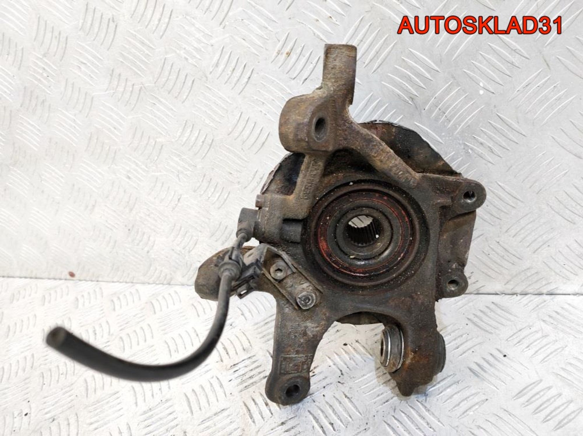 Кулак поворотный задний правый MercedesBenz W202, 2900 рублей, Дубовое