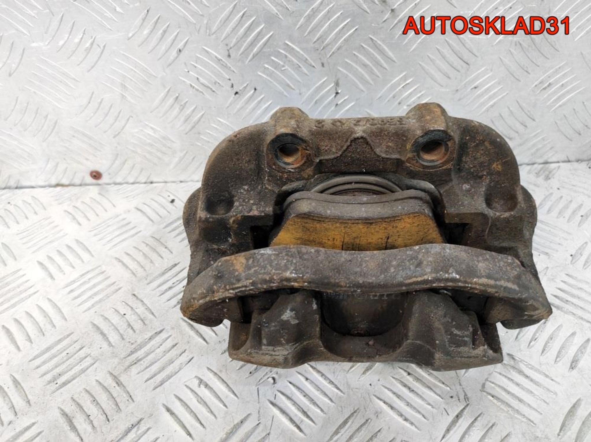 Суппорт тормозной передний правый Opel Omega B, 1700 рублей, Дубовое