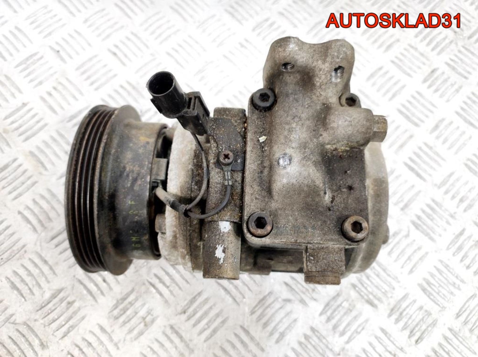 Компрессор кондиционера Kia Sportage 2 160402320K, 8000 рублей, Дубовое