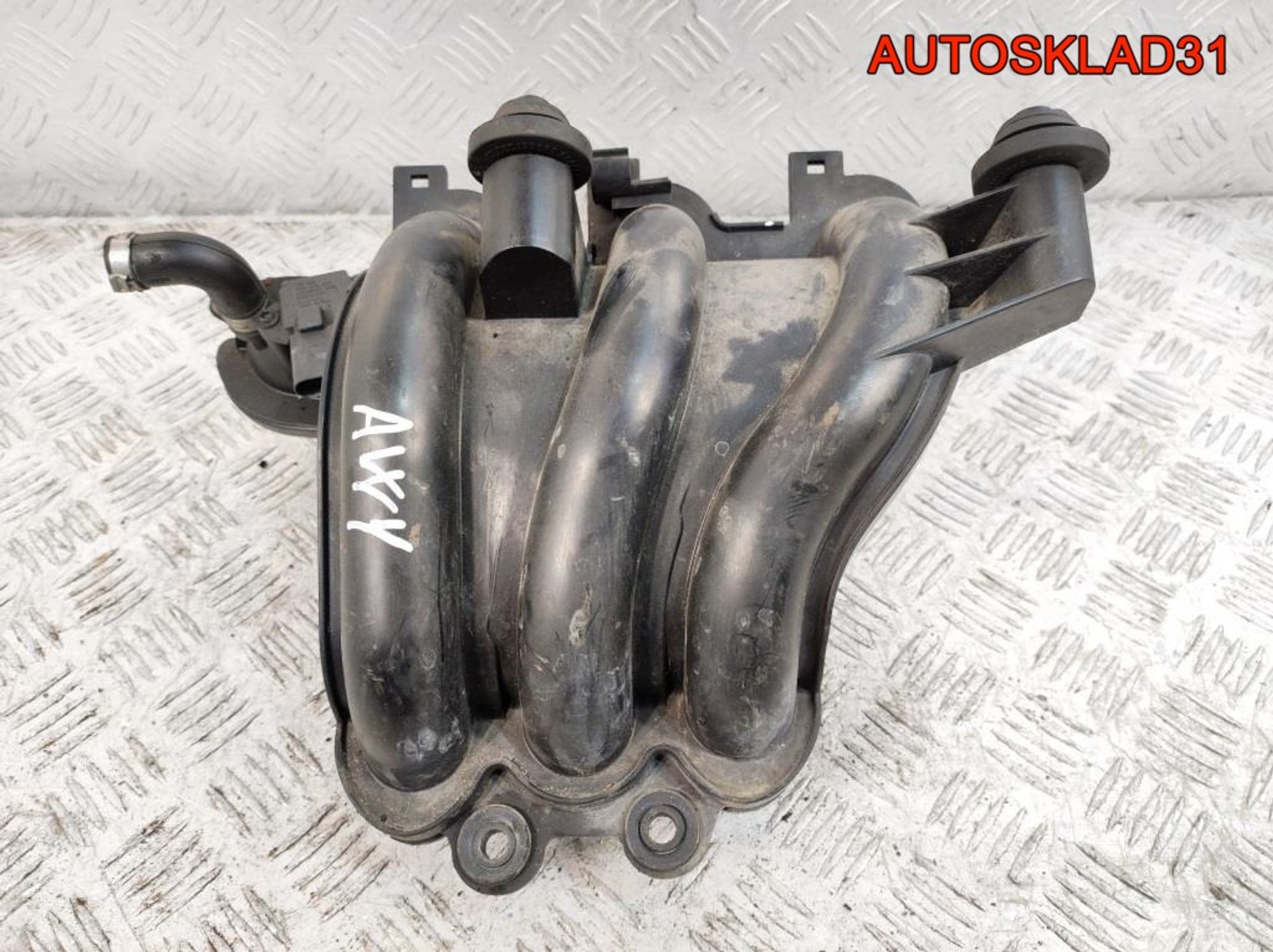 Коллектор впускной VW Polo 4 1,2 AWY Бензин 03D129743D, 1500 рублей, Дубовое