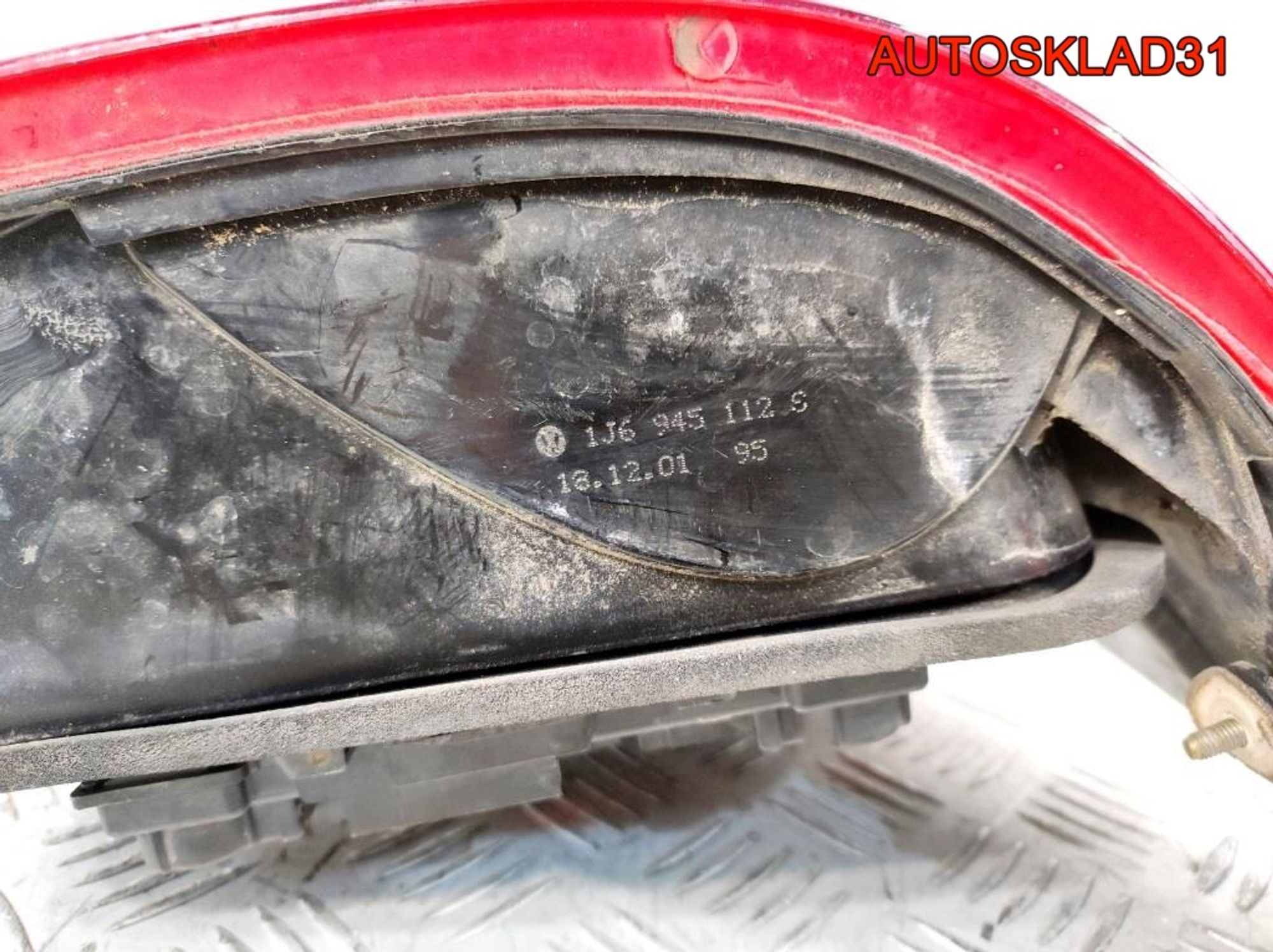https://ycs.partsauto.market/partsauto-images/thmbs/userImages/edda01b21c13eaa6671738306aa09410/part/6174a68d-7392-4da7-9c25-3c96af0e56c4_1781609686358.jpg