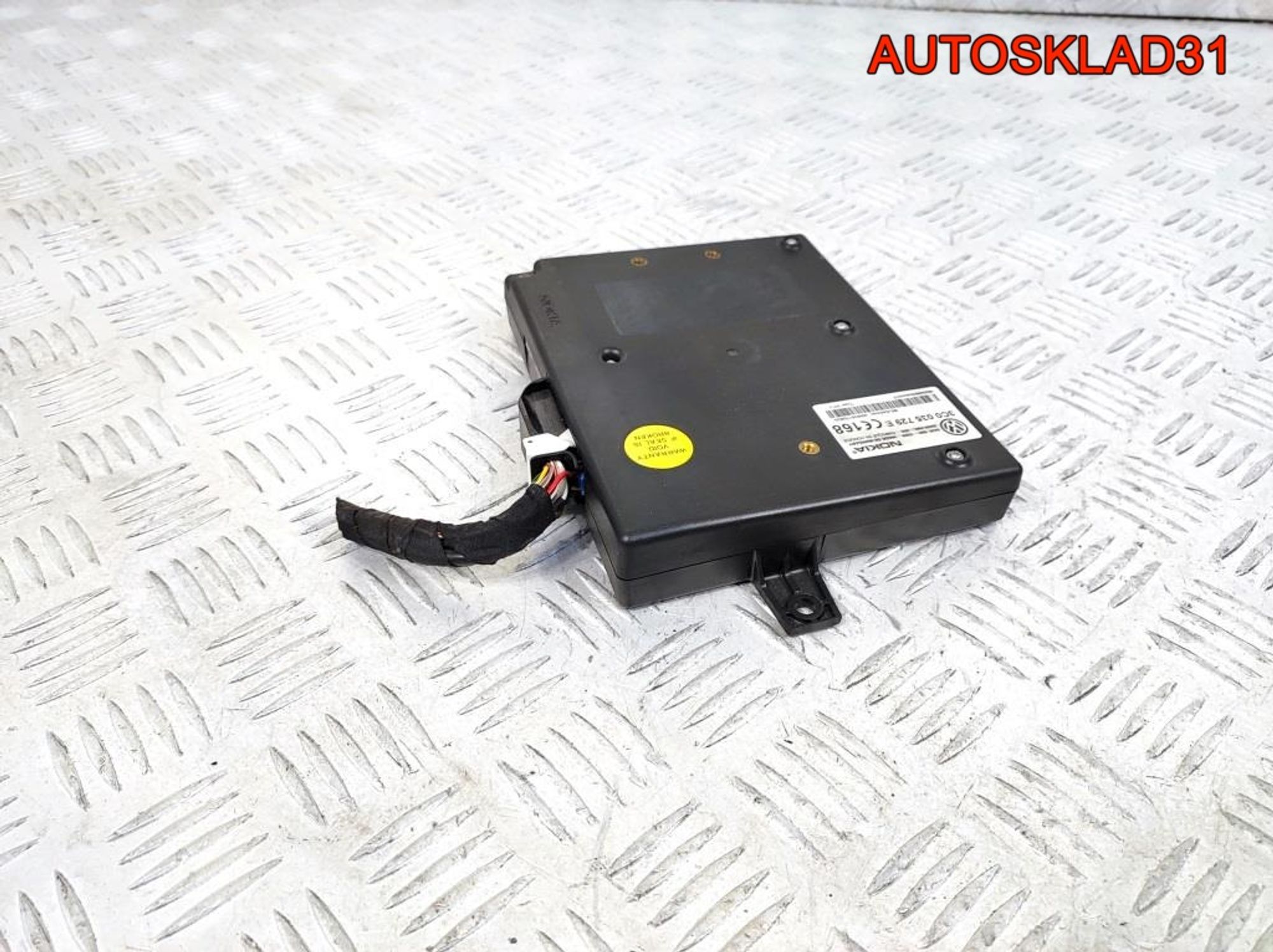 Блок управления Bluetooth VW Passat B6 3C0035729E, 3300 рублей, Дубовое