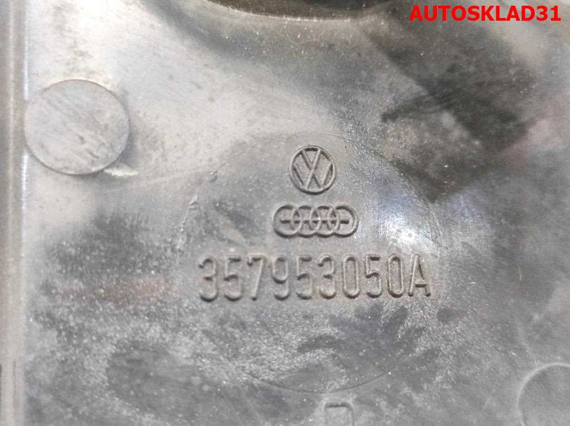 Указатель поворота правый VW Passat B3 357953050A, 900 рублей, Дубовое