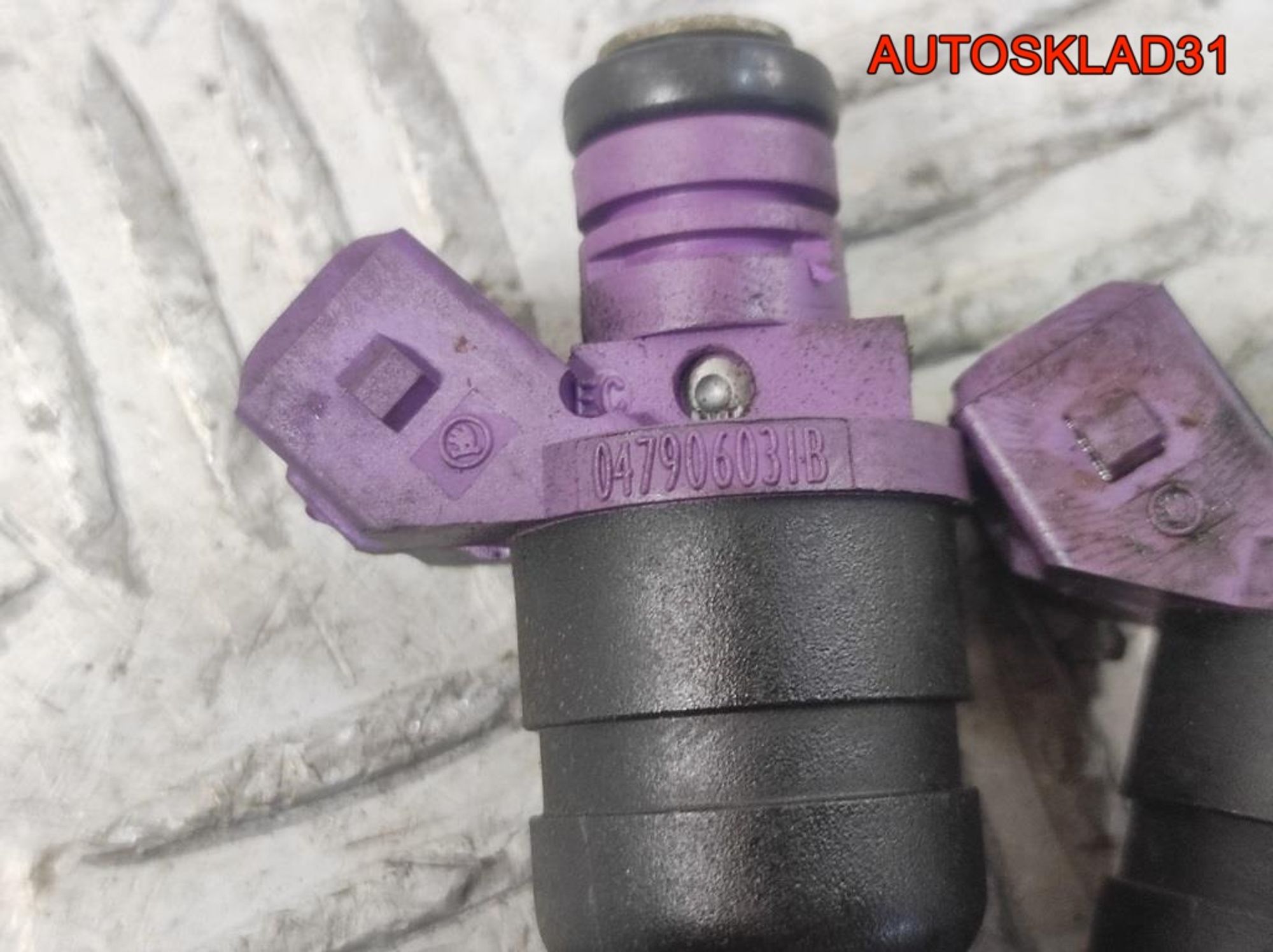 Форсунка топливная VW Lupo 1.0 AHT 047906031B, 1000 рублей, Дубовое