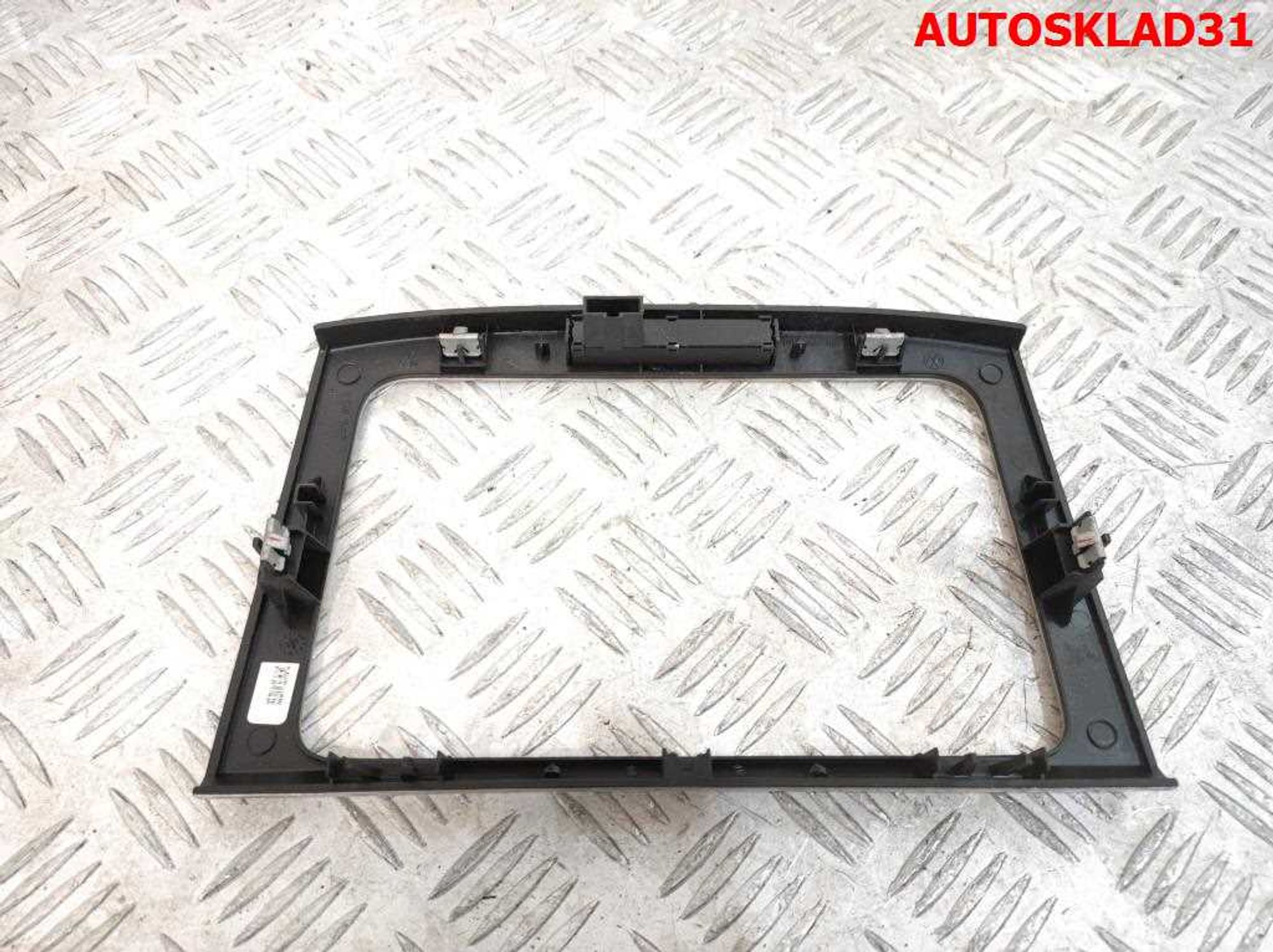 Рамка магнитолы VW Passat B6 3C0858069P, 600 рублей, Дубовое