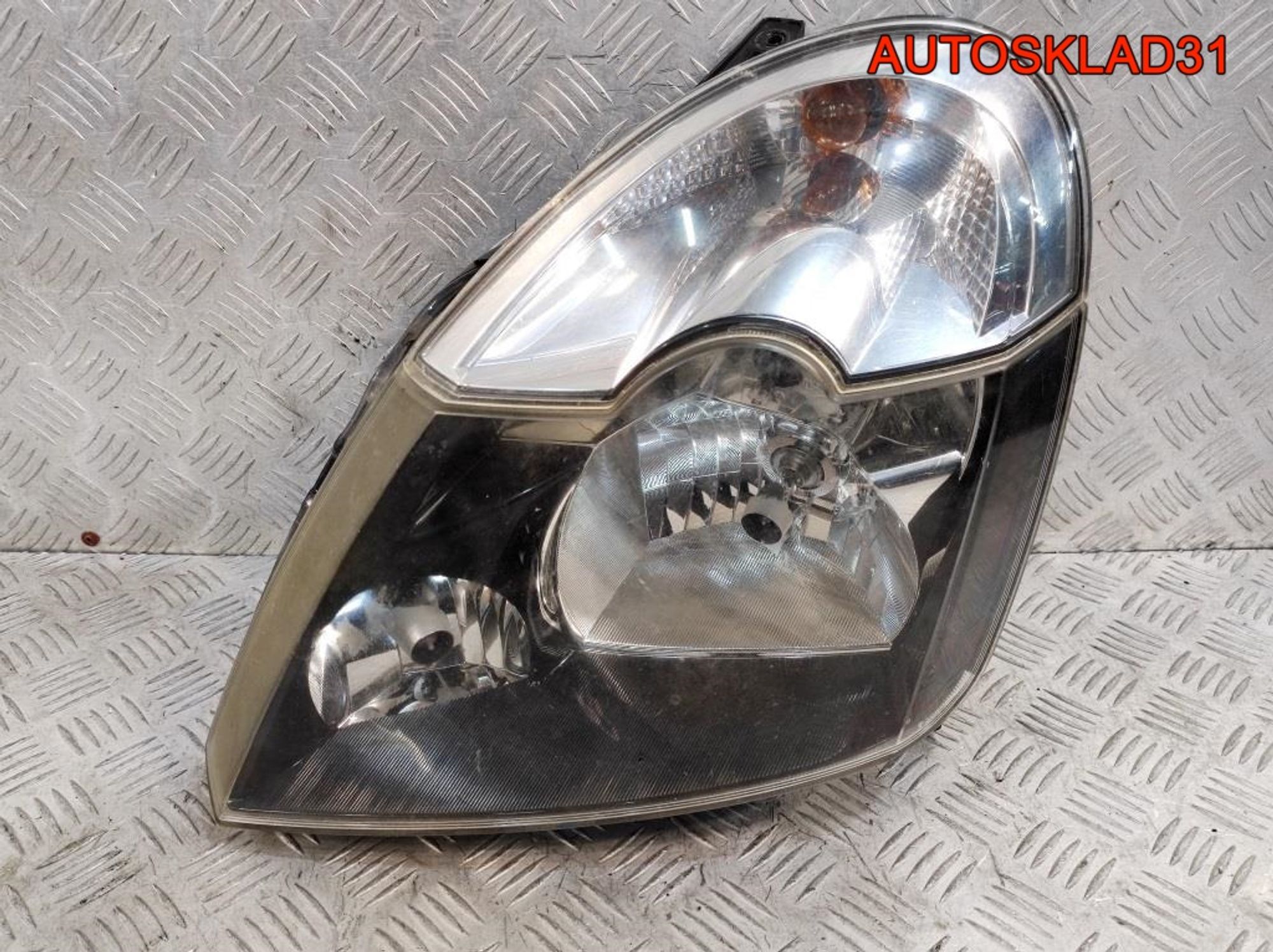 Фара левая Renault Modus 8200613074, 3600 рублей, Дубовое