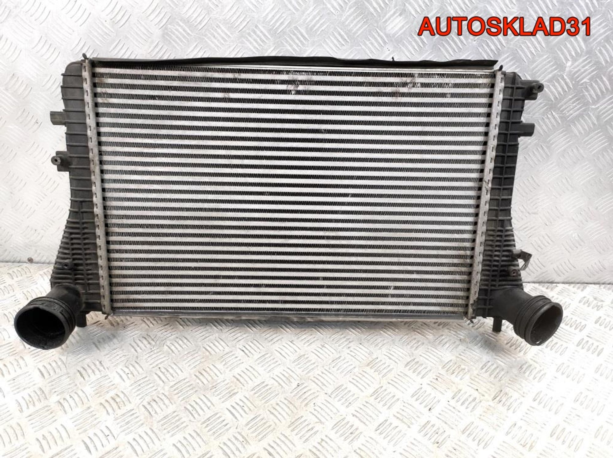 Интеркулер VW Passat B6 2,0 Дизель 1K0145805G, 2000 рублей, Дубовое