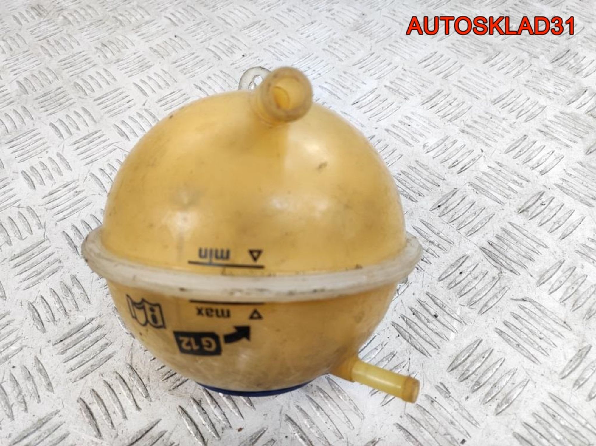 Бачок расширительный Audi A2 8Z0121407C, 1200 рублей, Дубовое