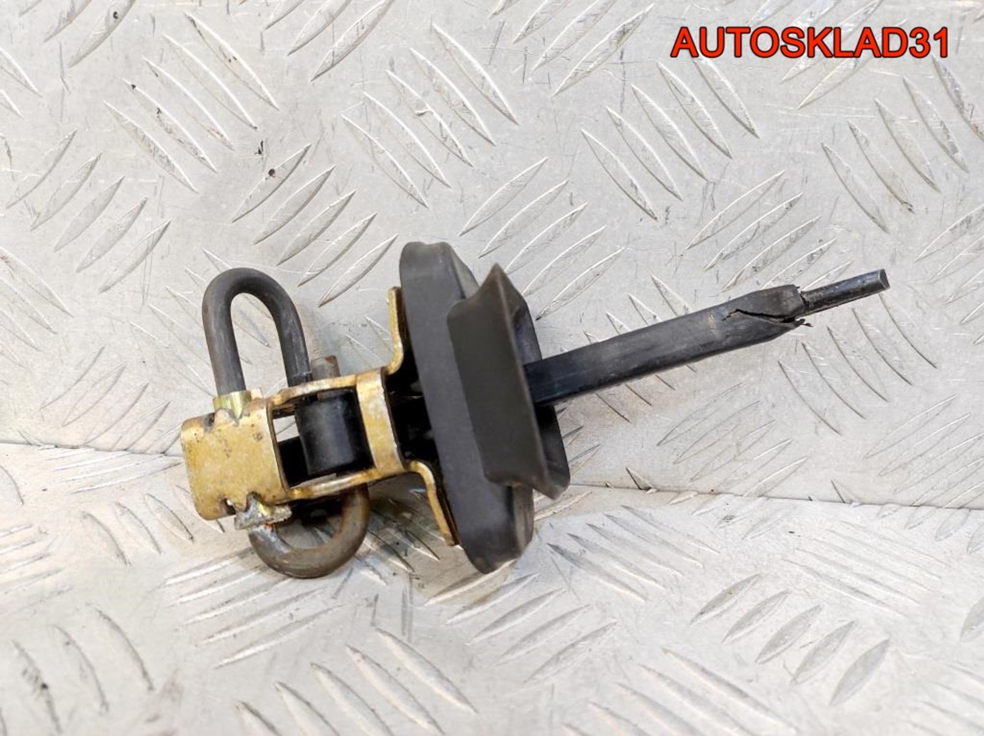 Ограничитель двери передней BMW E39 51218193447, 1400 рублей, Дубовое