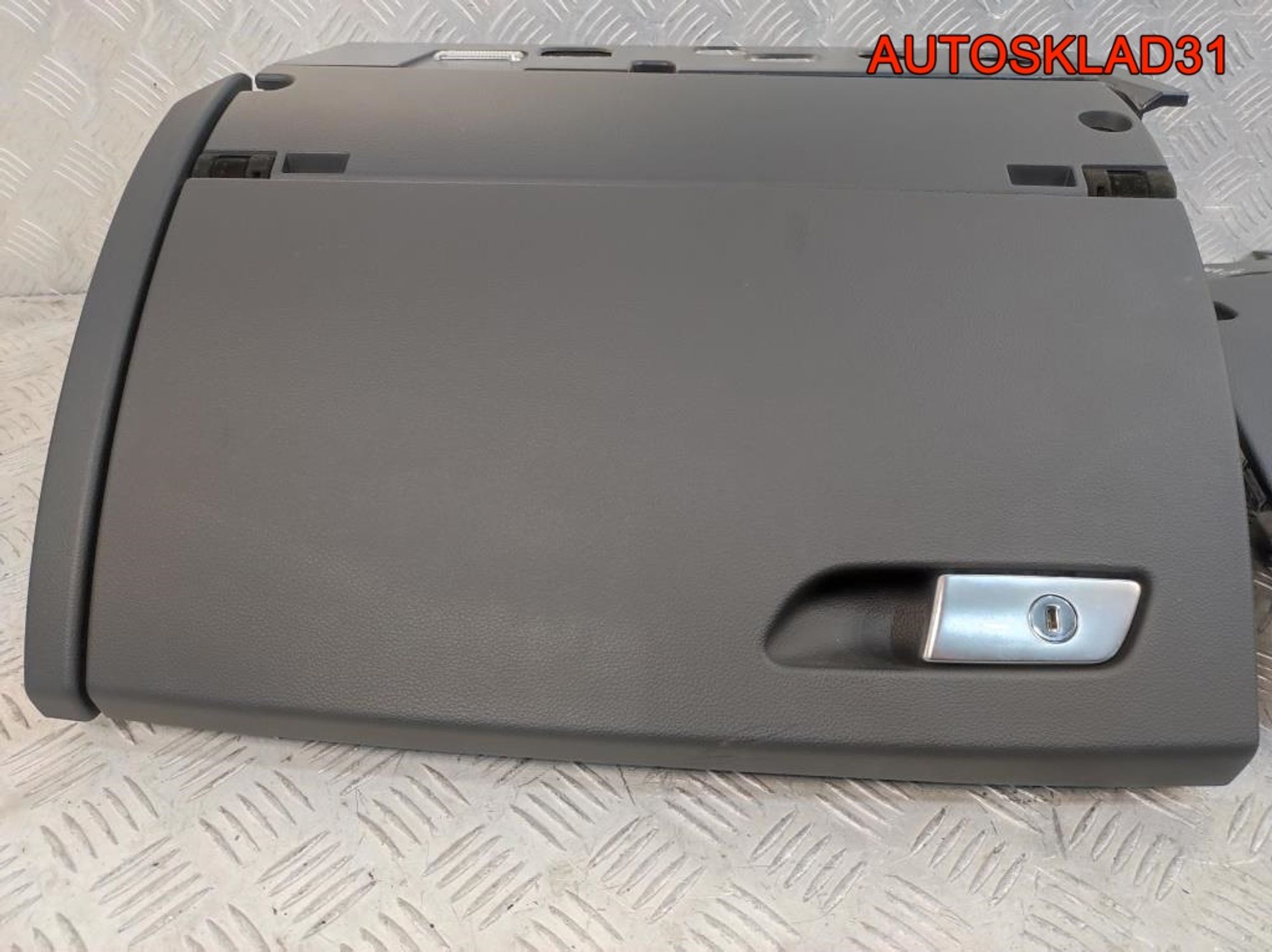 Бардачок Audi A6 C7 3.0 CDU 4G1857035, 6000 рублей, Дубовое