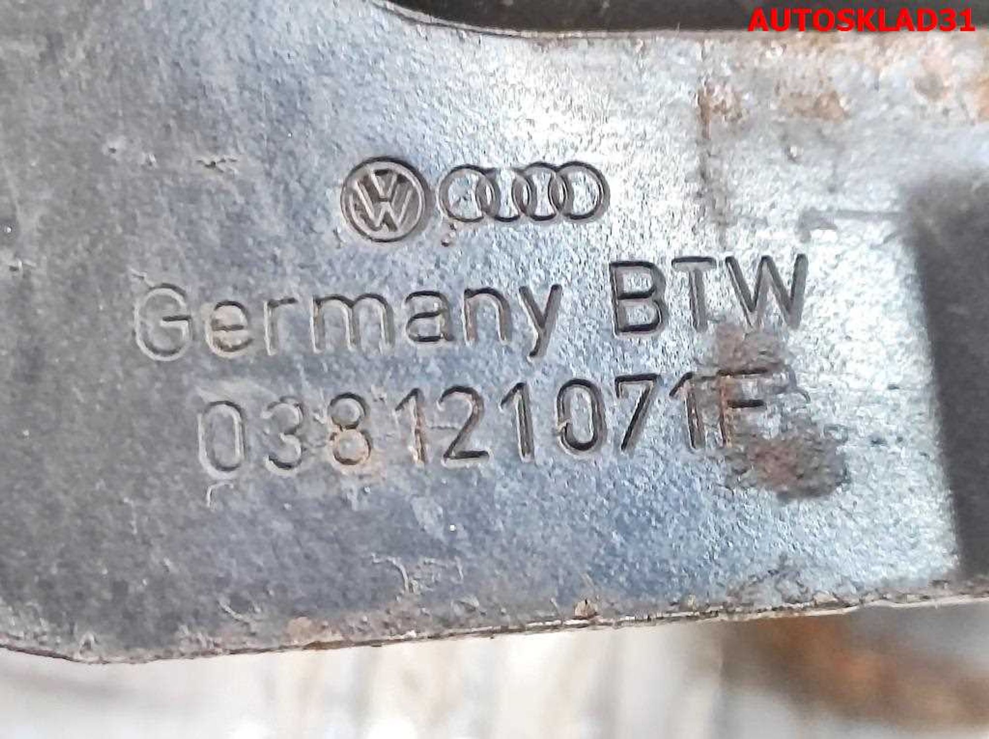 Трубка охлаждающей жидкости VW Passat B5 1,9 Дизель 038121071F, 800 рублей, Дубовое