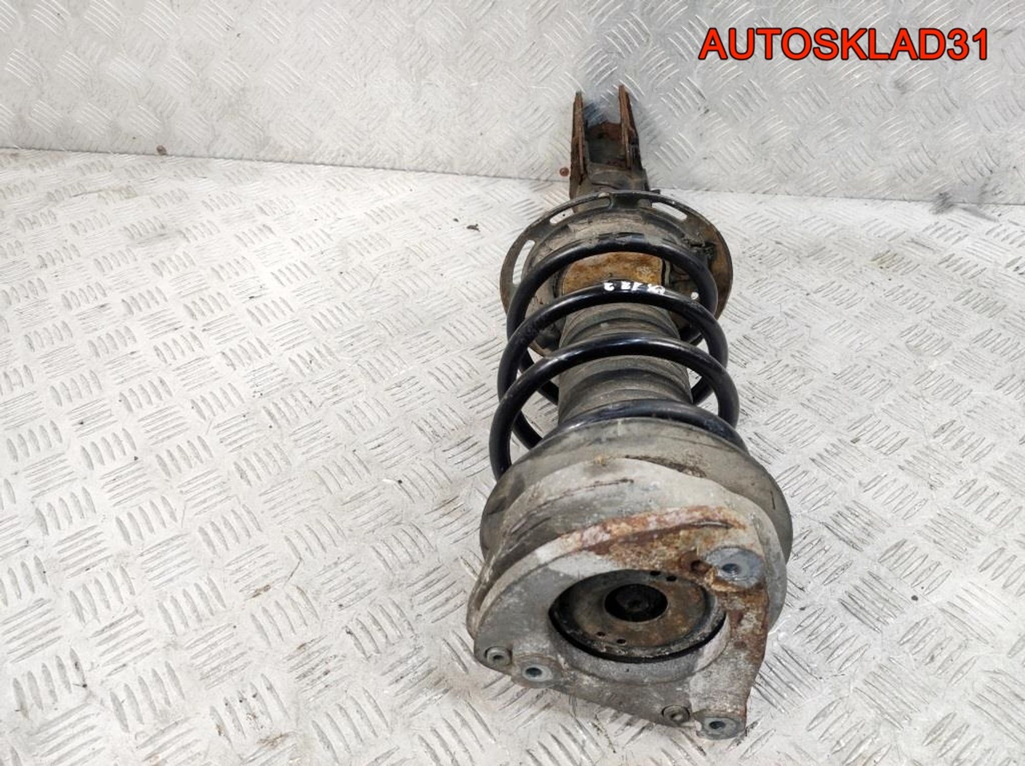 Амортизатор передний левый Mercedes GLK 2,2 651.912 A2043202738, 10000 рублей, Дубовое