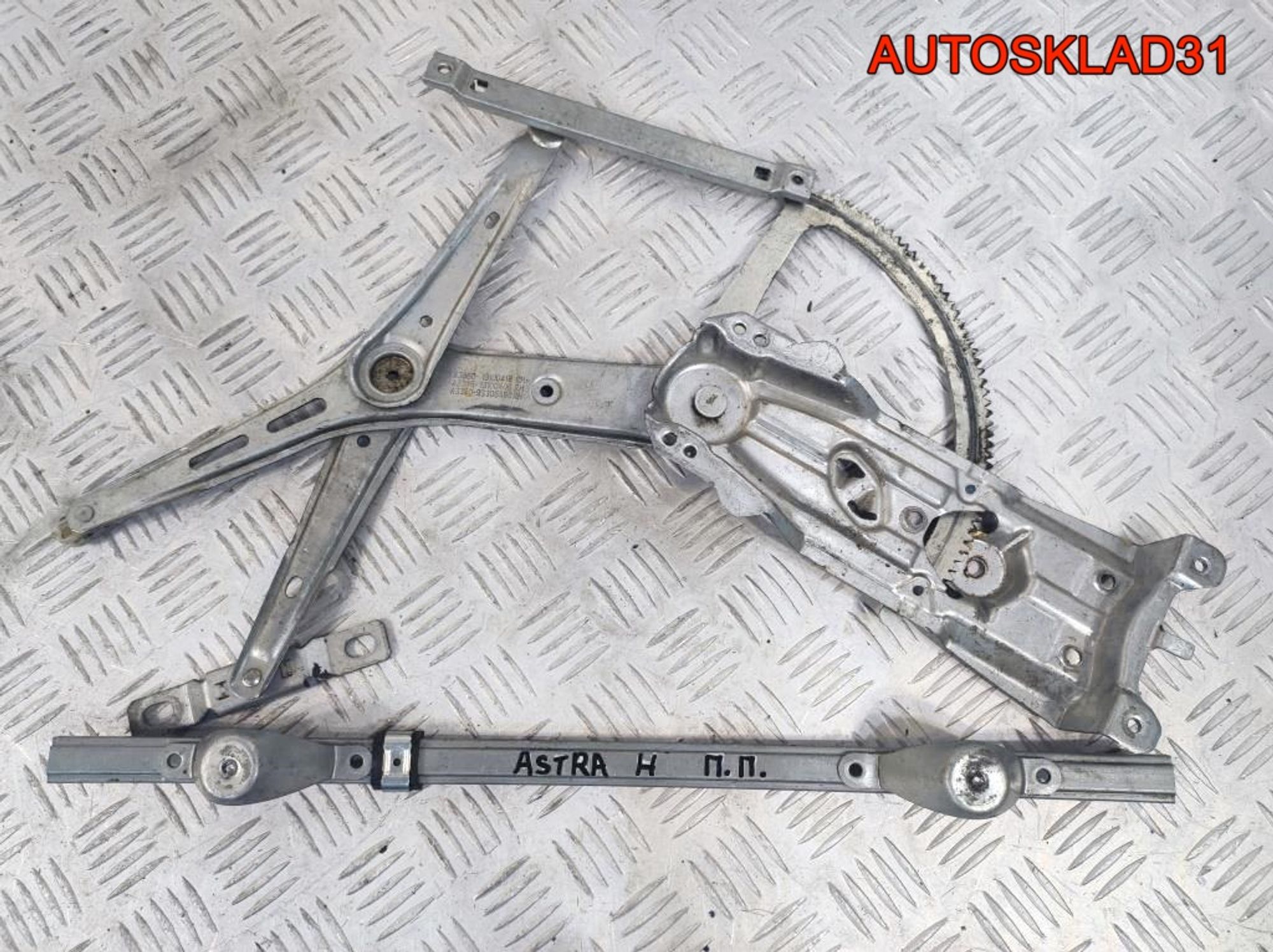 Стеклоподъемник перед правый Opel Astra H 13100418, 2100 рублей, Дубовое