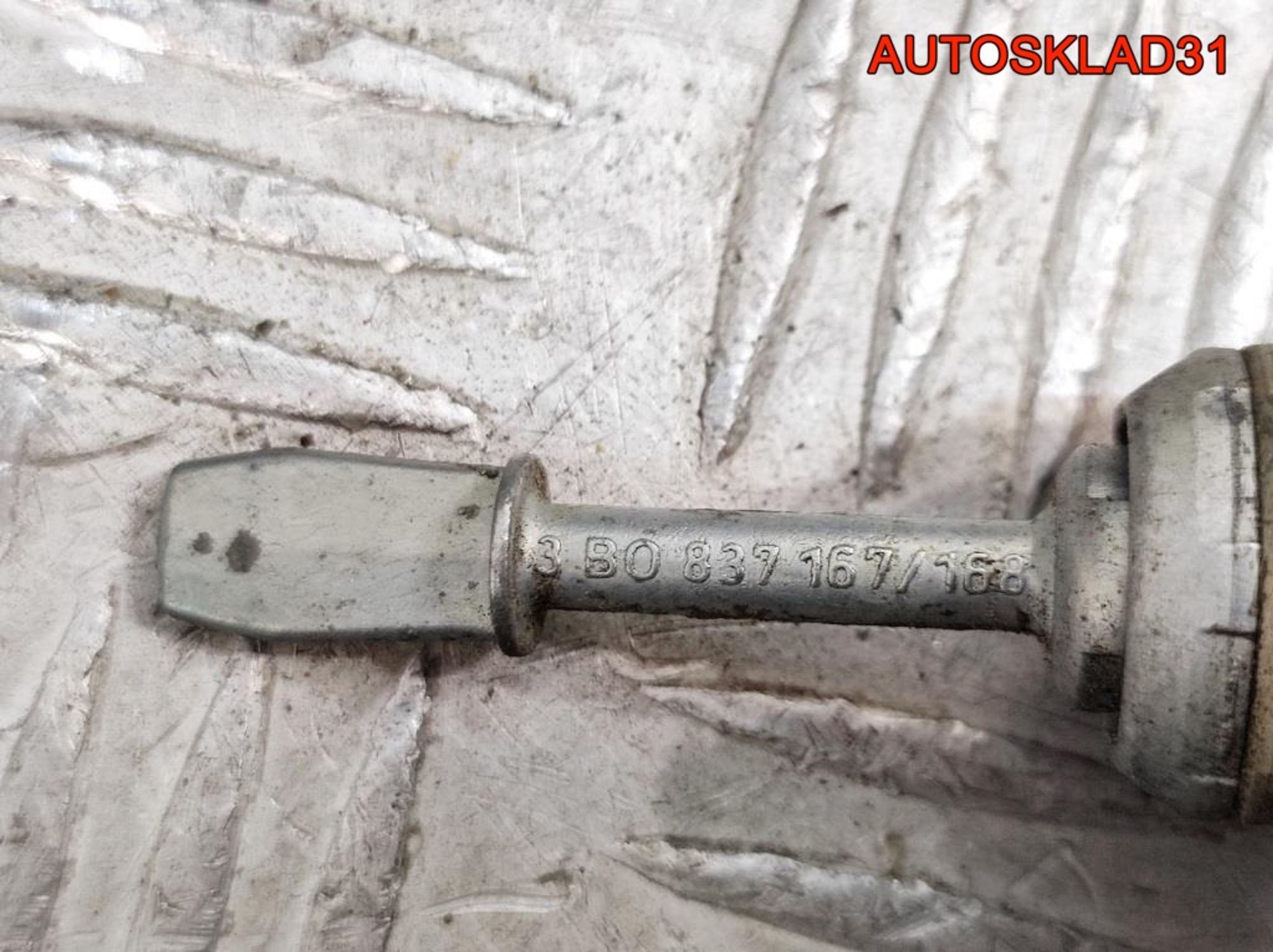 Комплект замок зажигания и личинки с ключом VW Passat B5 4B0905851A, 4500 рублей, Дубовое