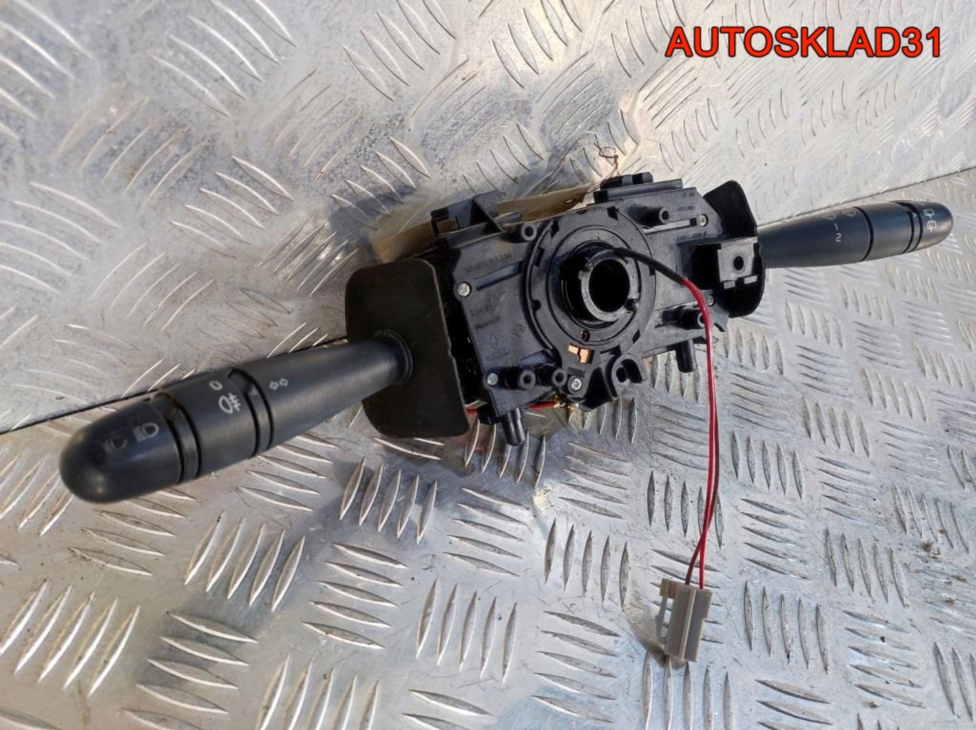 Переключатель подрулевой Renault Megane 7700846399, 1700 рублей, Дубовое