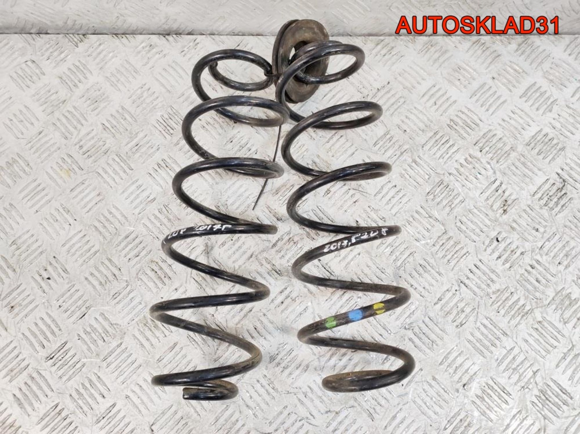 Пружина подвески задняя Комплект Peugeot 208 1,2 Бензин 9673405780, 3000 рублей, Дубовое