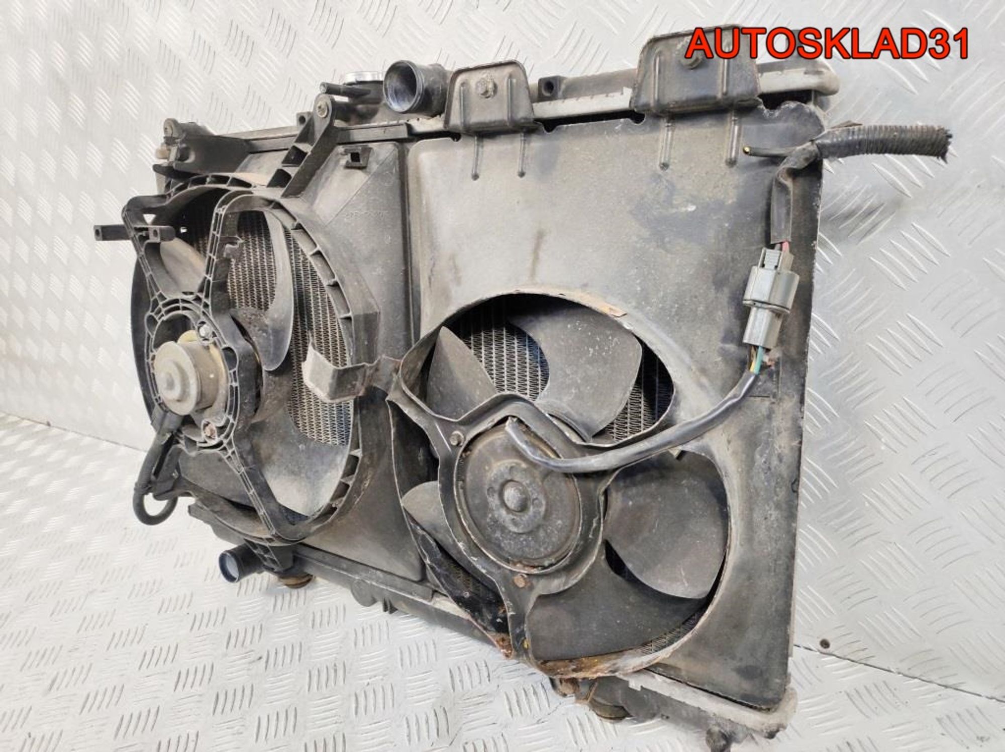 Кассета радиаторов в сборе Mitsubishi Carisma DA 1,8 бензин 4G93, 5000 рублей, Дубовое