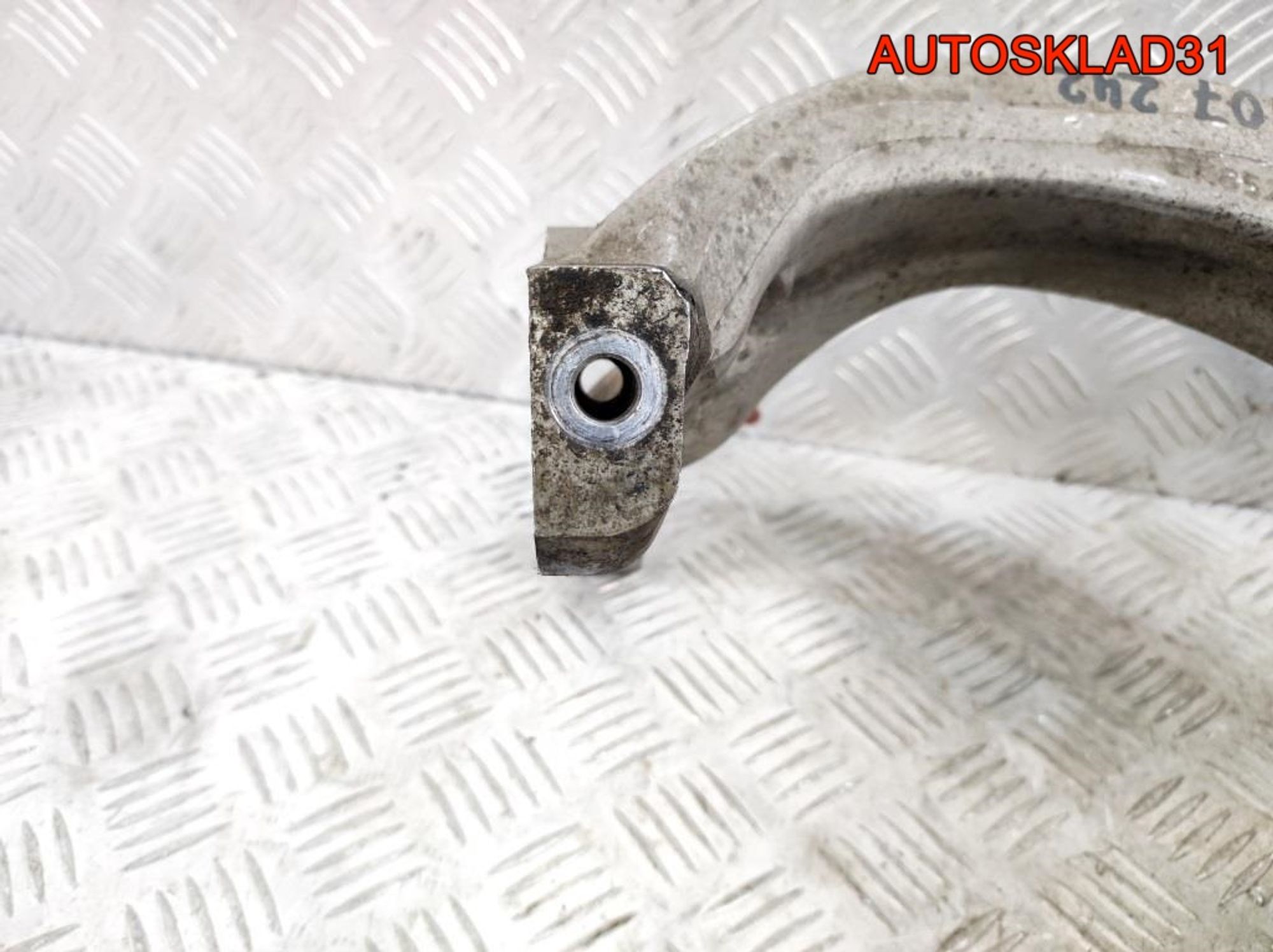 Кулак передний правый Audi A6 C6 4F0407242E, 7000 рублей, Дубовое